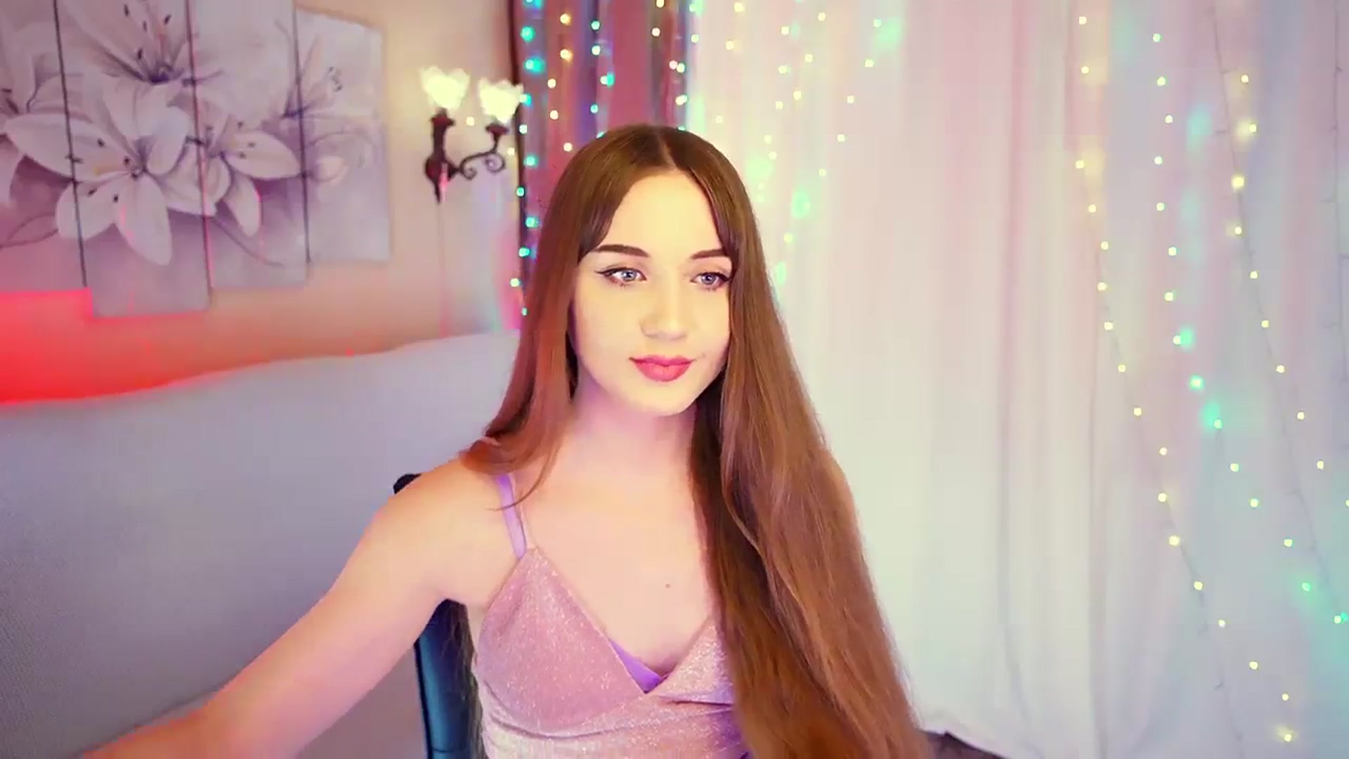 Gallery image thumbnail from Innocent_Soul's myfreecams stream on, 08/11/2023, 19:48 image 16 of 20