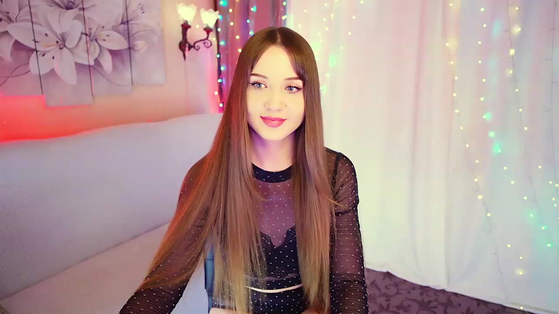 Gallery image thumbnail from Innocent_Soul's myfreecams stream on, 08/12/2023, 17:33 image 5 of 20