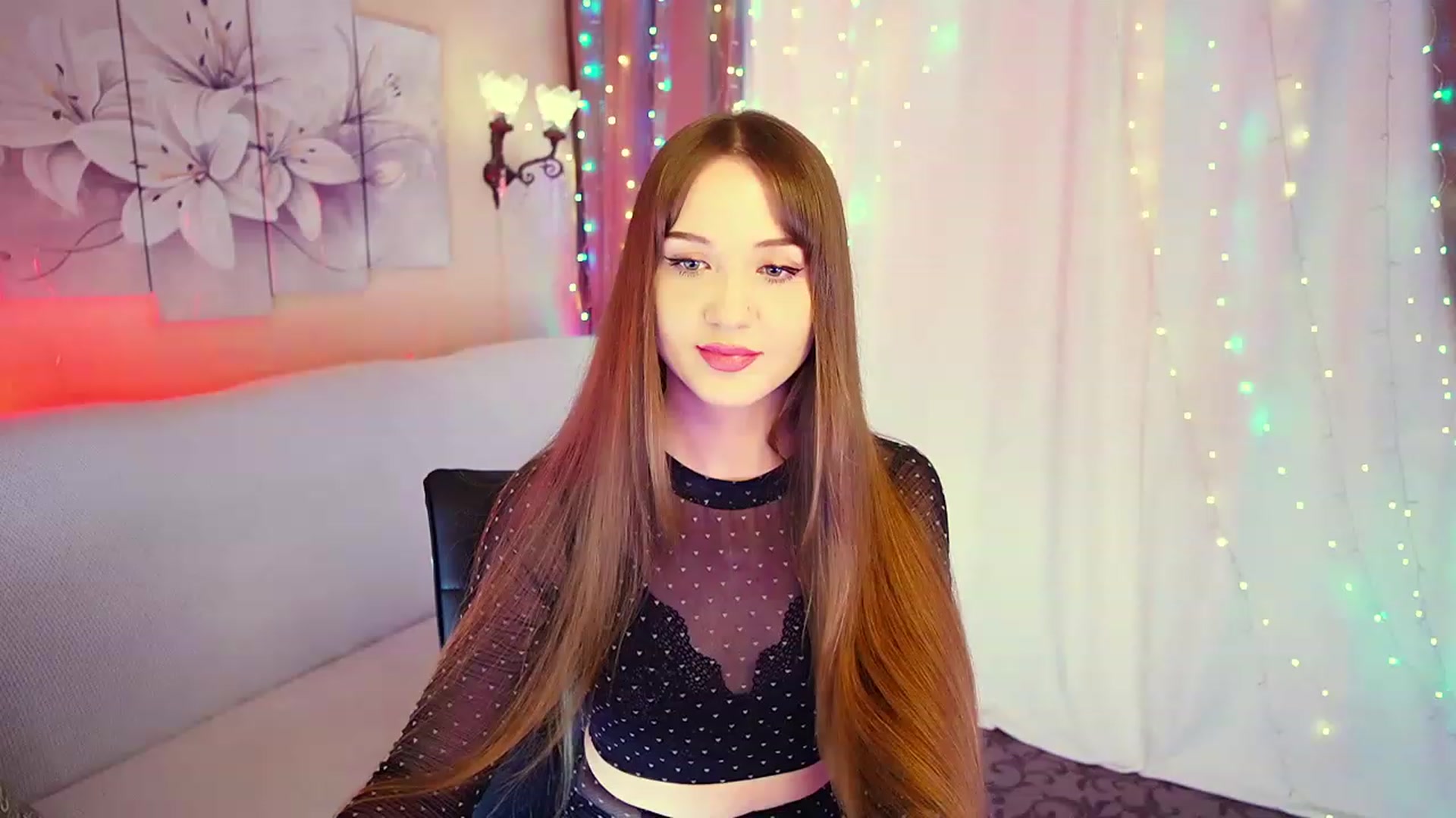 Gallery image thumbnail from Innocent_Soul's myfreecams stream on, 08/12/2023, 17:33 image 12 of 20