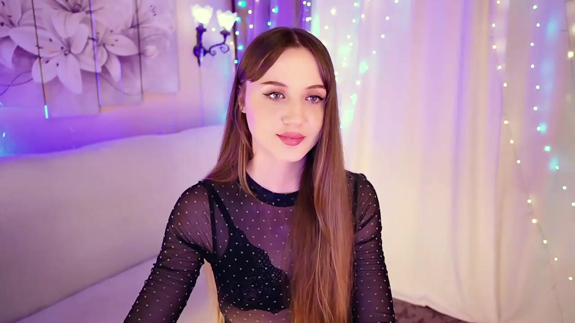 Gallery image thumbnail from Innocent_Soul's myfreecams stream on, 08/15/2023, 18:38 image 4 of 20