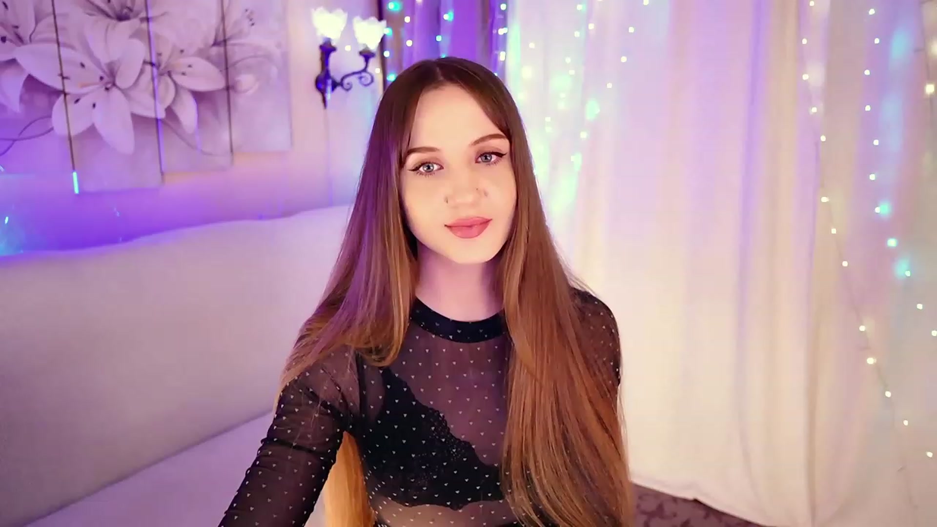 Gallery image thumbnail from Innocent_Soul's myfreecams stream on, 08/15/2023, 19:00 image 1 of 20
