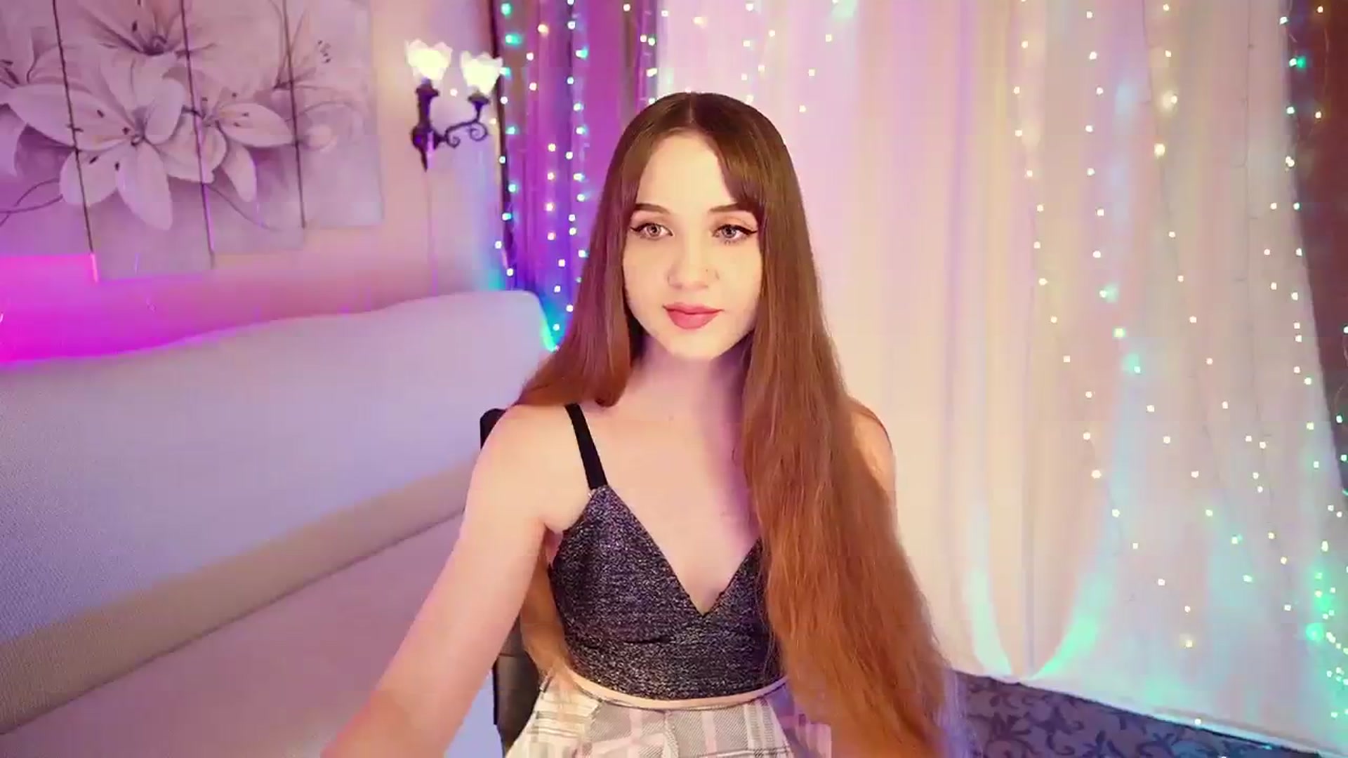 Gallery image thumbnail from Innocent_Soul's myfreecams stream on, 08/16/2023, 16:22 image 19 of 20