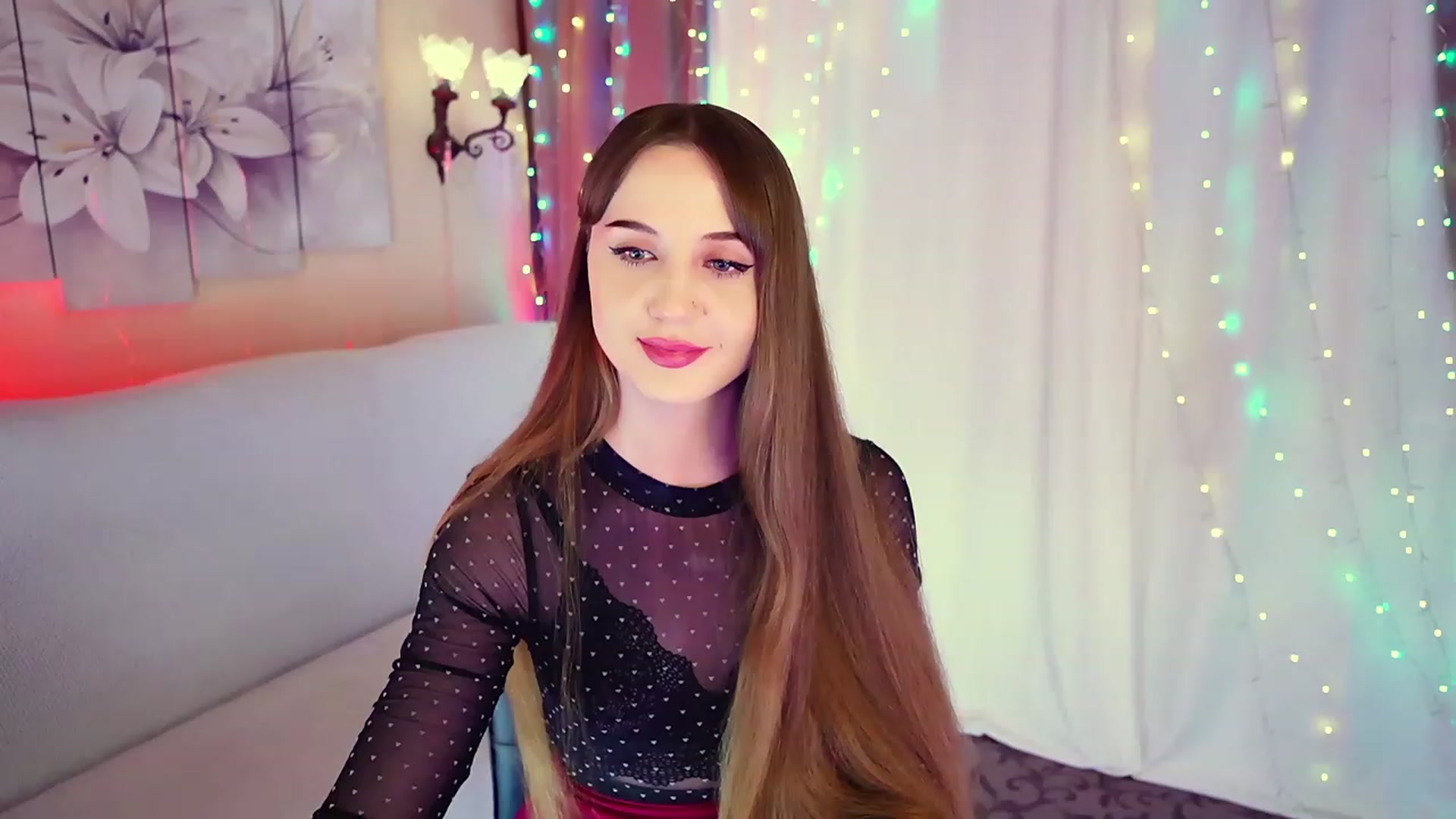 Gallery image thumbnail from Innocent_Soul's myfreecams stream on, 08/19/2023, 18:12 image 16 of 20