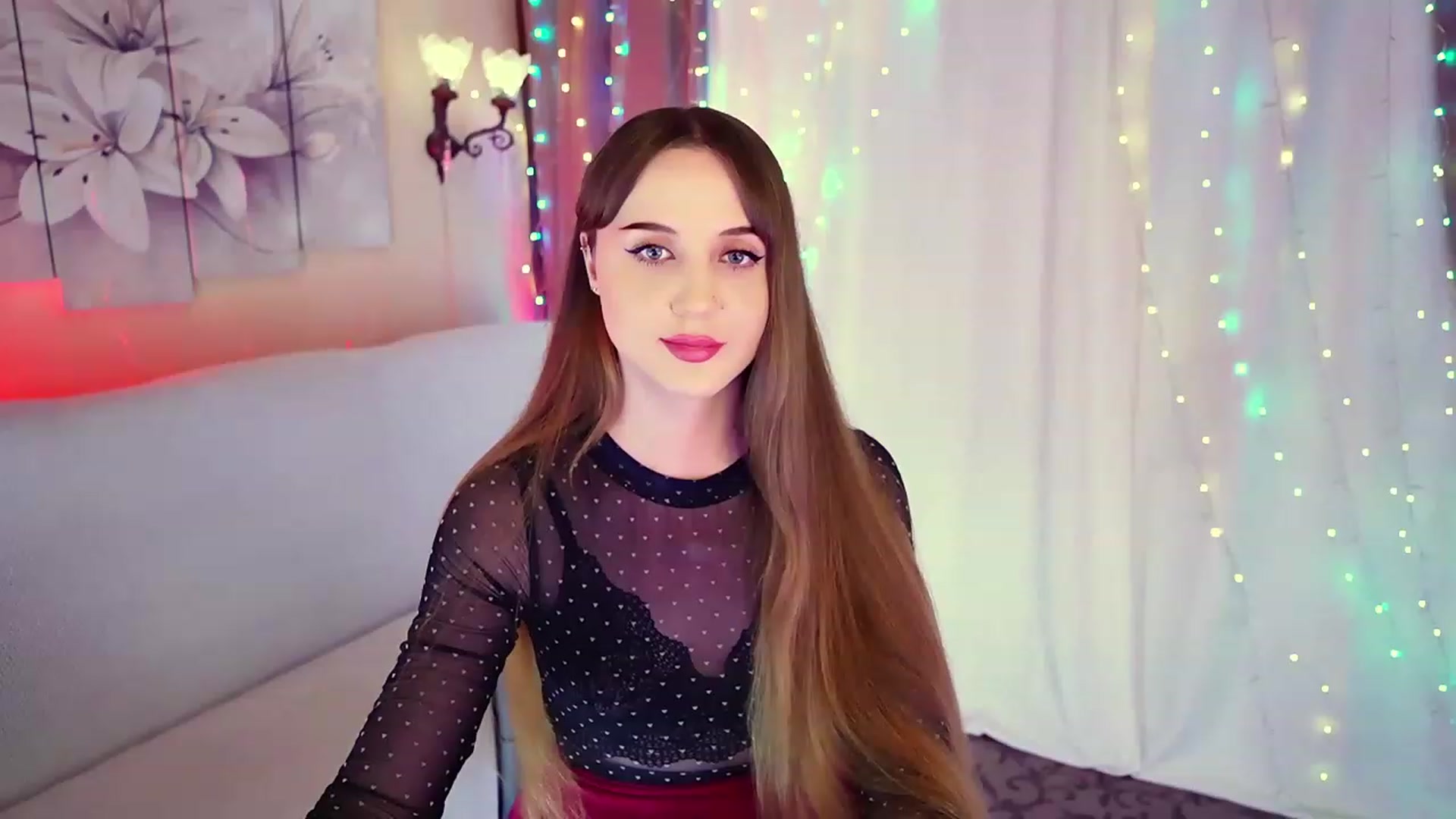 Gallery image thumbnail from Innocent_Soul's myfreecams stream on, 08/19/2023, 18:12 image 5 of 20