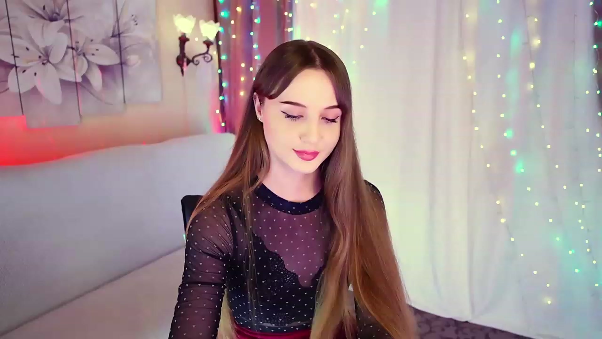 Gallery image thumbnail from Innocent_Soul's myfreecams stream on, 08/19/2023, 18:12 image 10 of 20