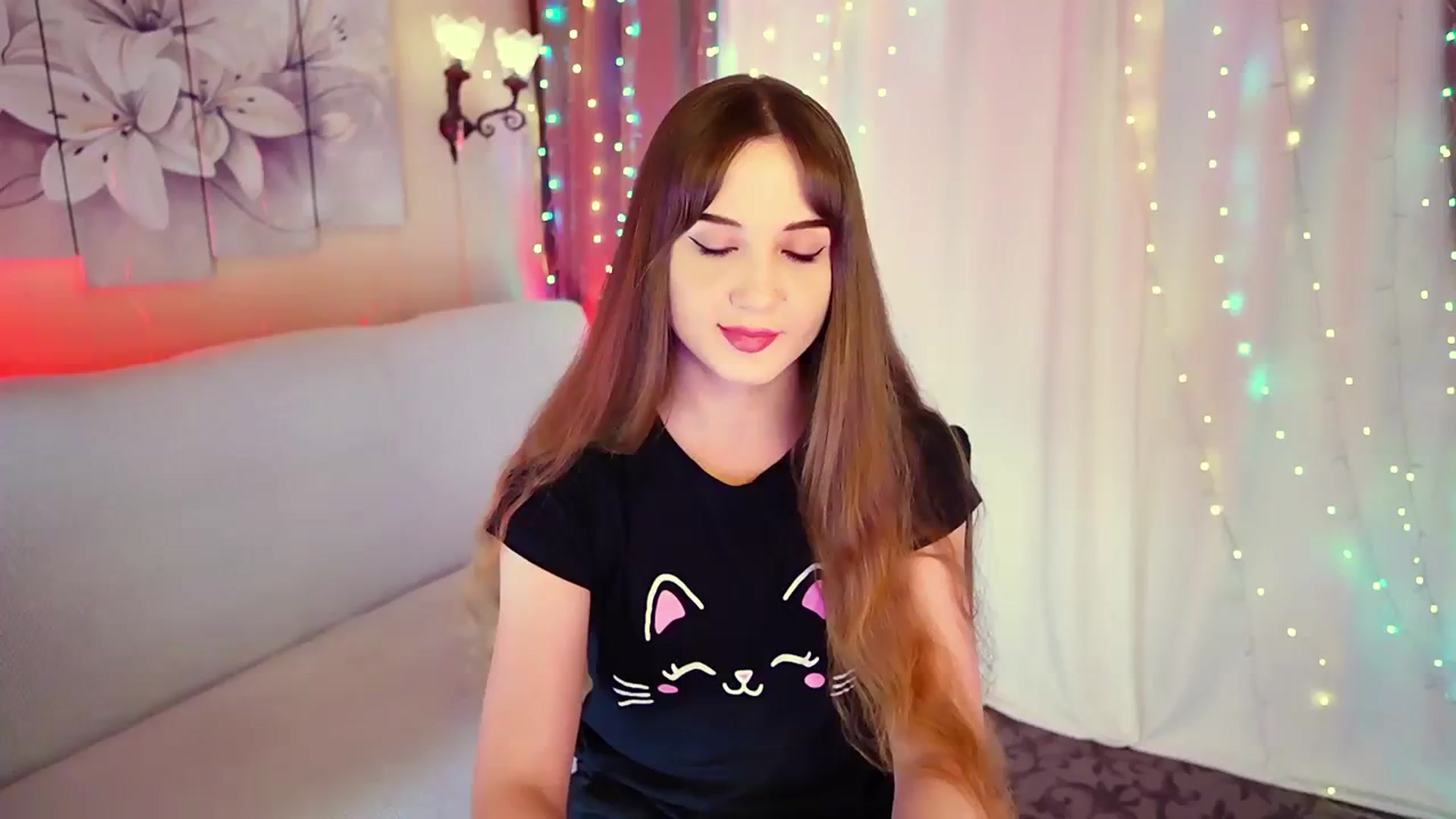 Gallery image thumbnail from Innocent_Soul's myfreecams stream on, 08/22/2023, 15:13 image 17 of 20