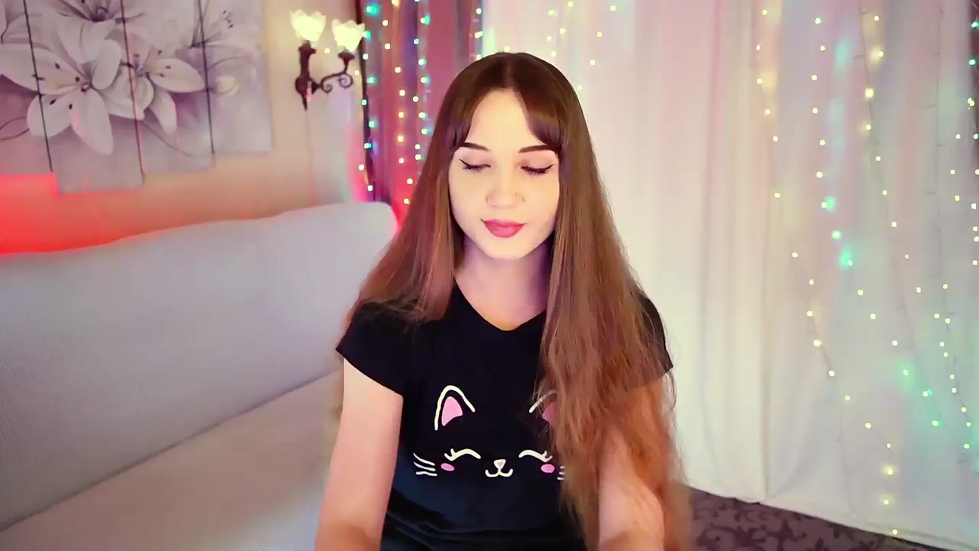 Gallery image thumbnail from Innocent_Soul's myfreecams stream on, 08/22/2023, 16:13 image 16 of 20