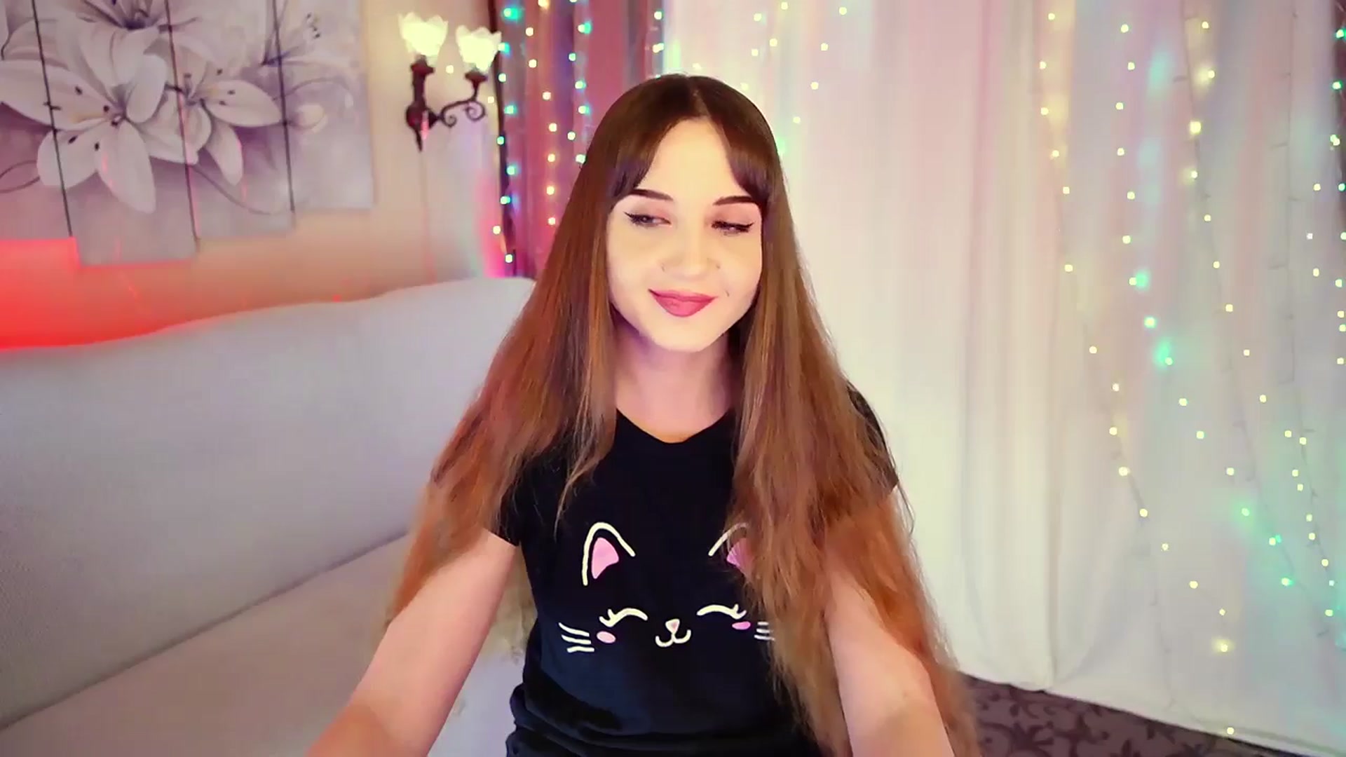 Gallery image thumbnail from Innocent_Soul's myfreecams stream on, 08/22/2023, 16:13 image 12 of 20