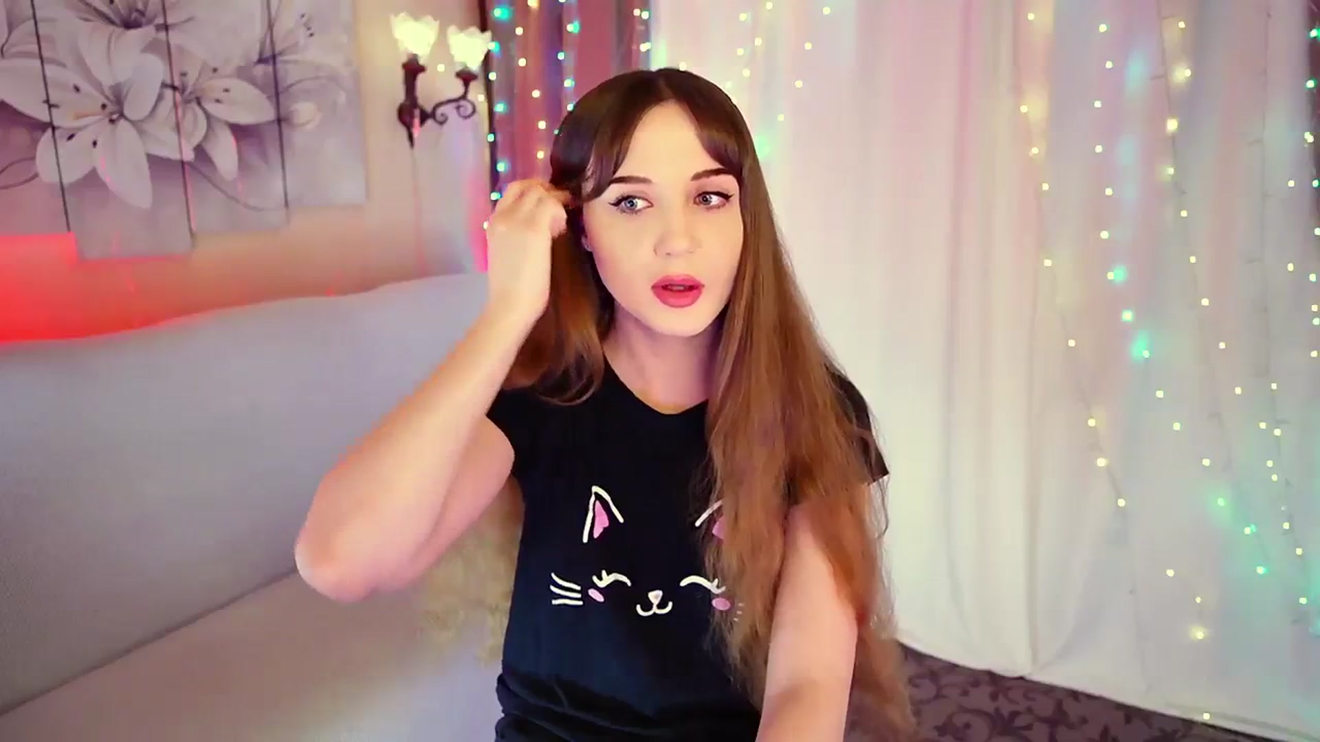 Gallery image thumbnail from Innocent_Soul's myfreecams stream on, 08/22/2023, 16:13 image 6 of 20