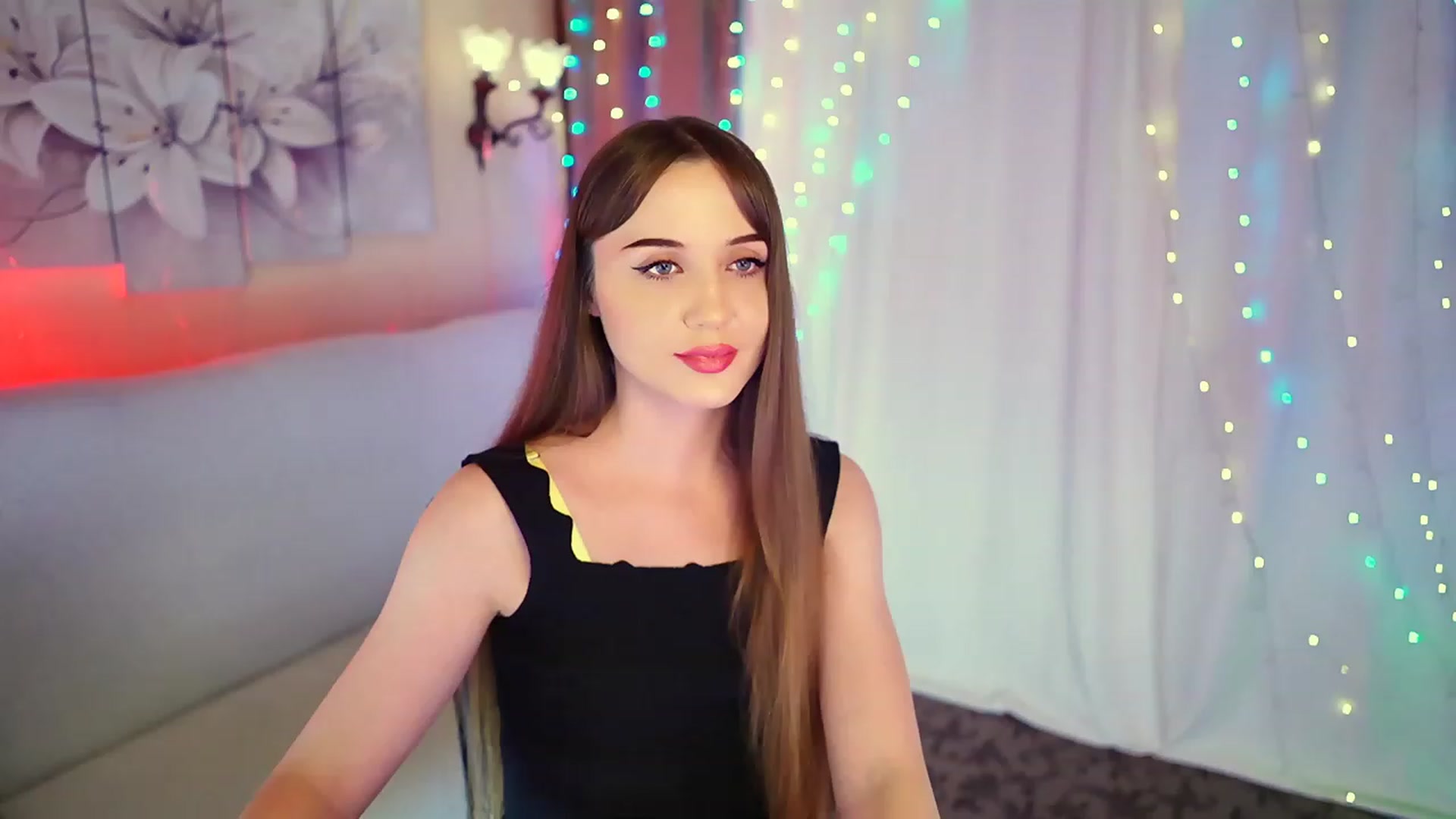Gallery image thumbnail from Innocent_Soul's myfreecams stream on, 08/23/2023, 17:56 image 14 of 20