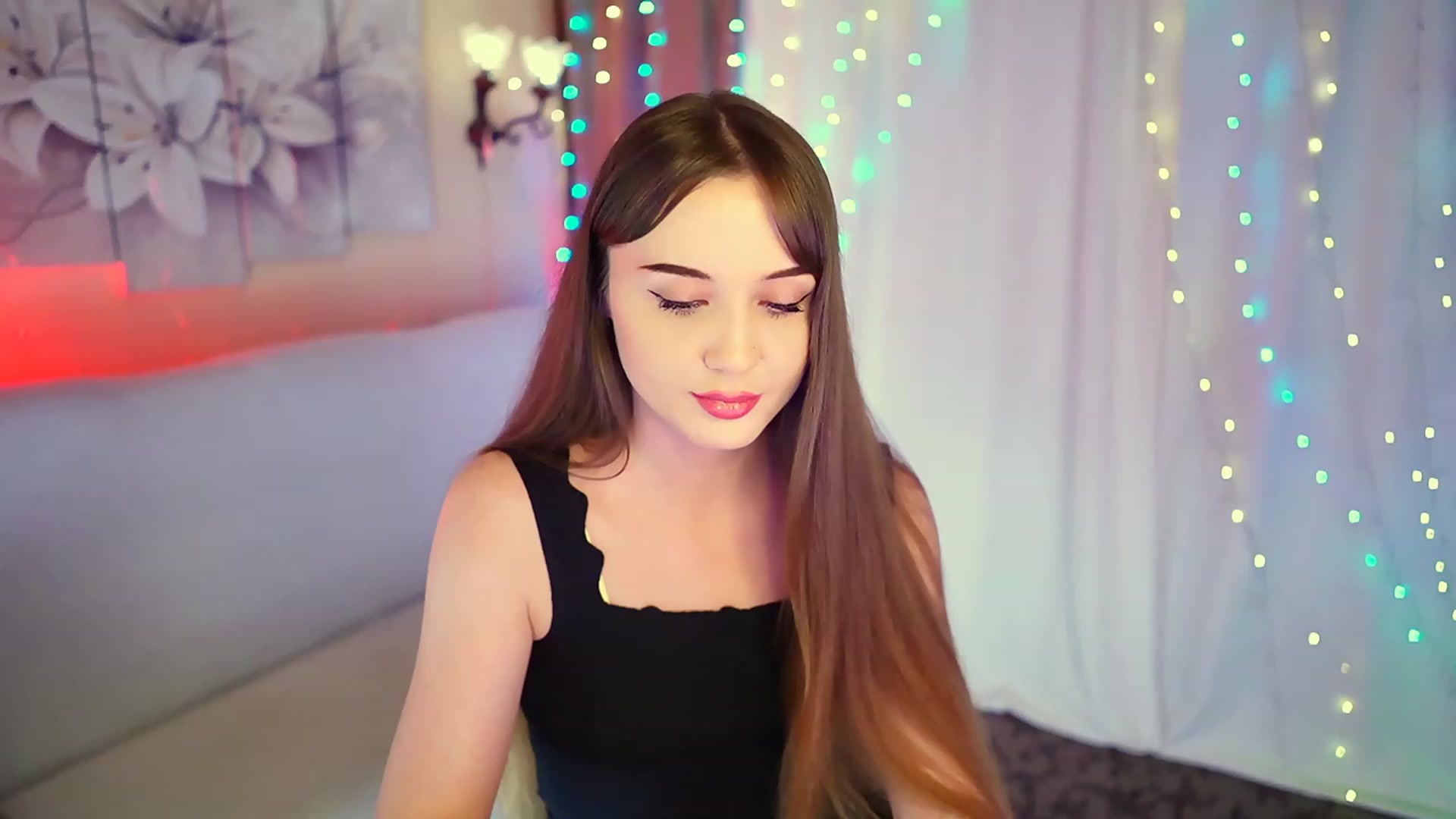 Gallery image thumbnail from Innocent_Soul's myfreecams stream on, 08/23/2023, 17:56 image 6 of 20