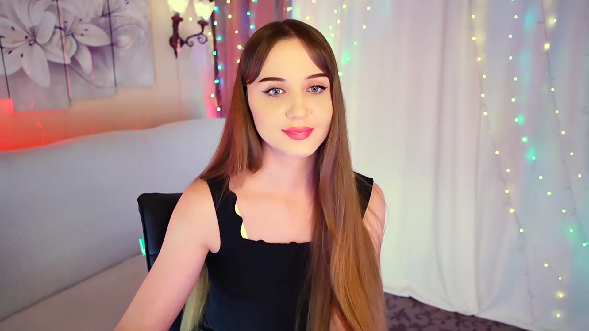 Gallery image thumbnail from Innocent_Soul's myfreecams stream on, 08/23/2023, 19:01 image 18 of 20
