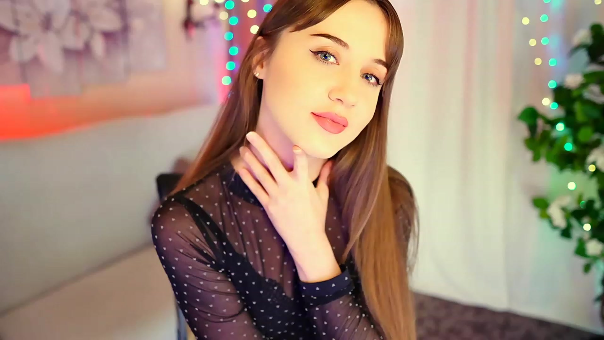 Gallery image thumbnail from Innocent_Soul's myfreecams stream on, 08/26/2023, 16:34 image 15 of 20
