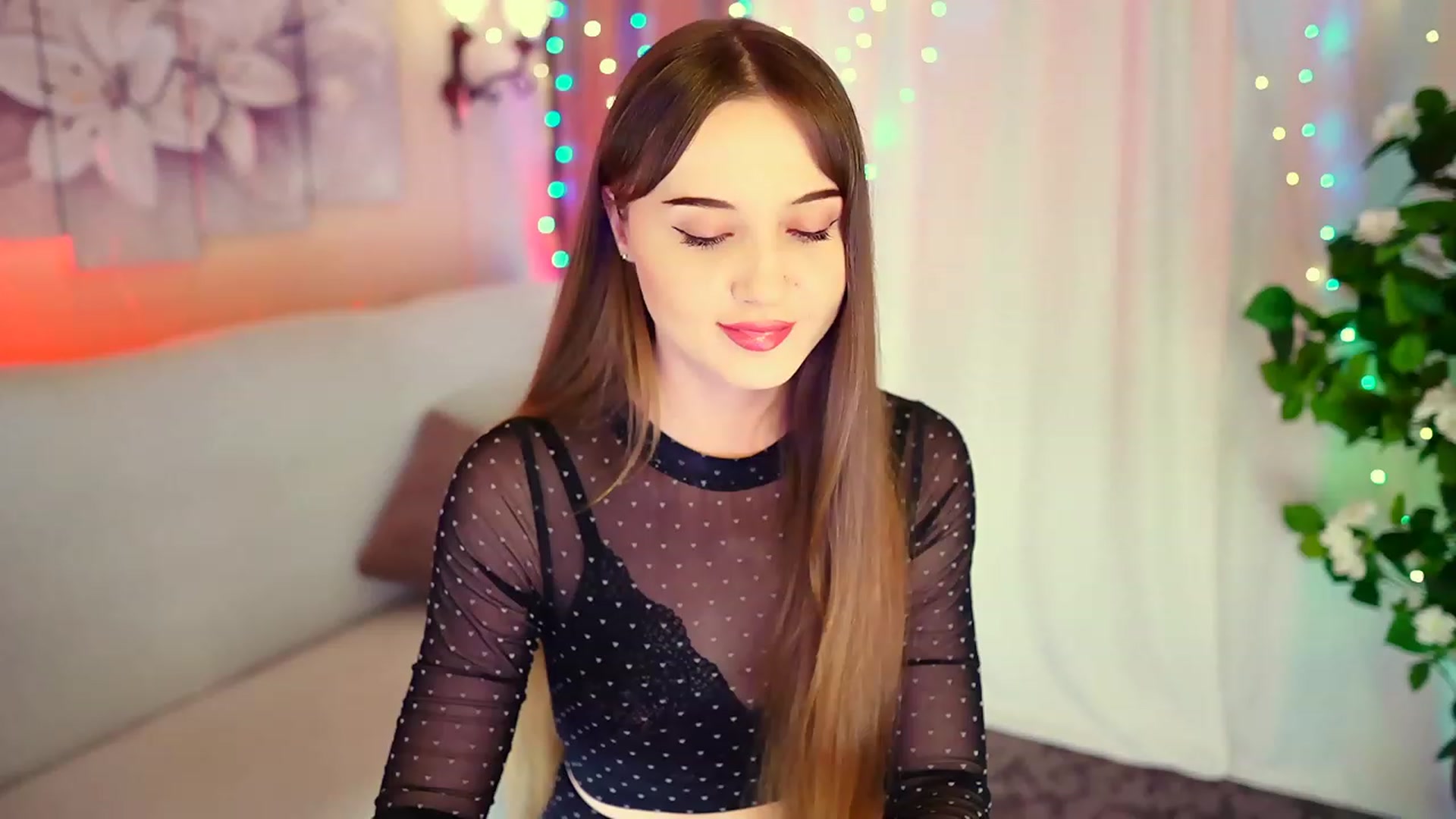Gallery image thumbnail from Innocent_Soul's myfreecams stream on, 08/26/2023, 19:20 image 4 of 20
