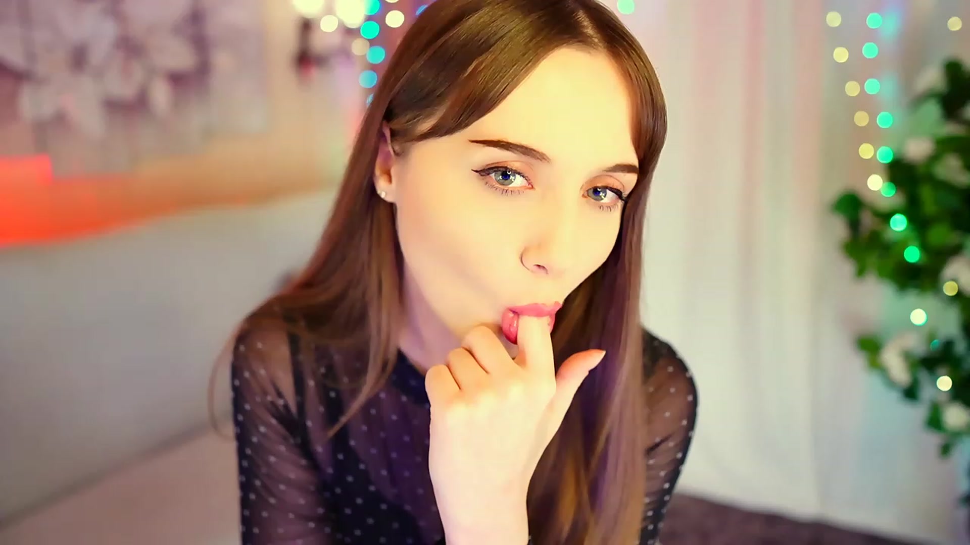 Gallery image thumbnail from Innocent_Soul's myfreecams stream on, 08/26/2023, 19:20 image 11 of 20