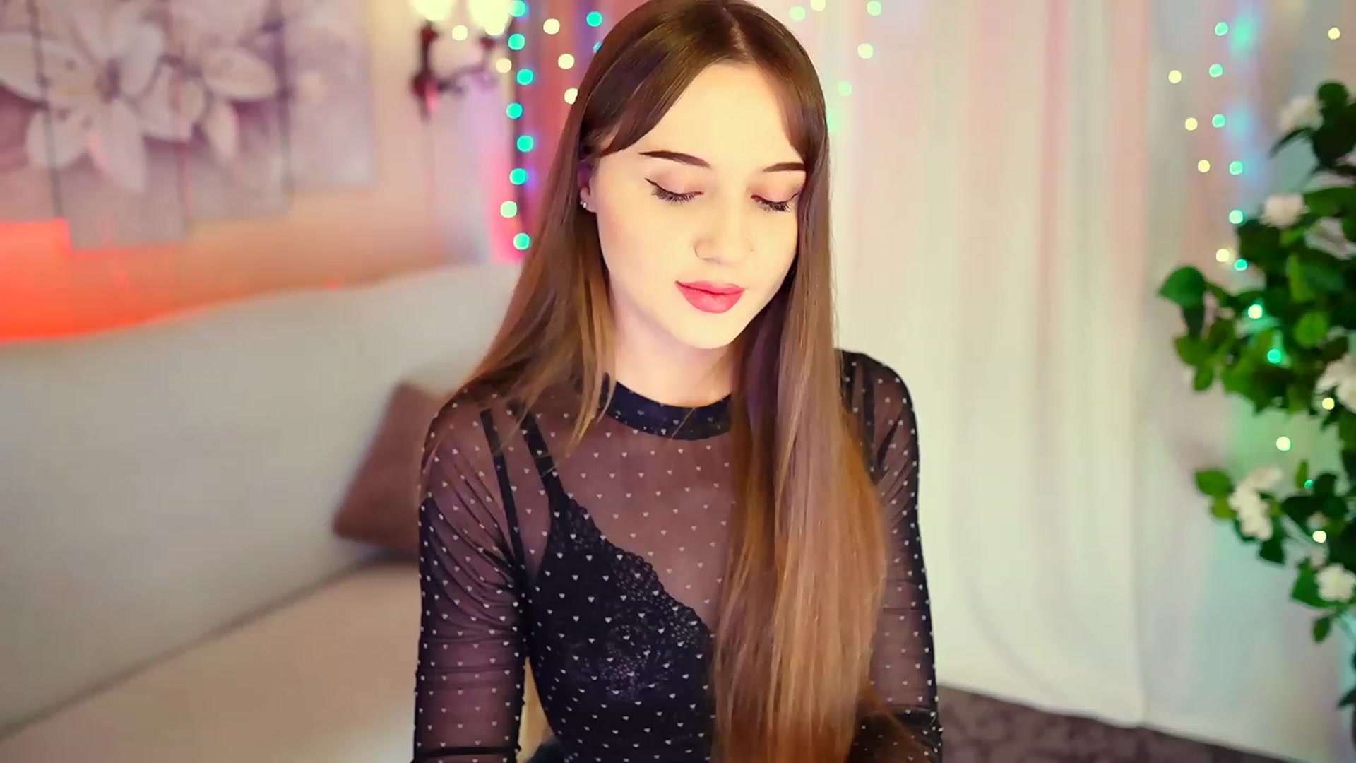Gallery image thumbnail from Innocent_Soul's myfreecams stream on, 08/26/2023, 19:20 image 17 of 20