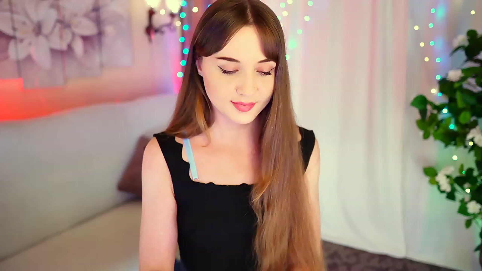Gallery image thumbnail from Innocent_Soul's myfreecams stream on, 08/27/2023, 16:11 image 11 of 20