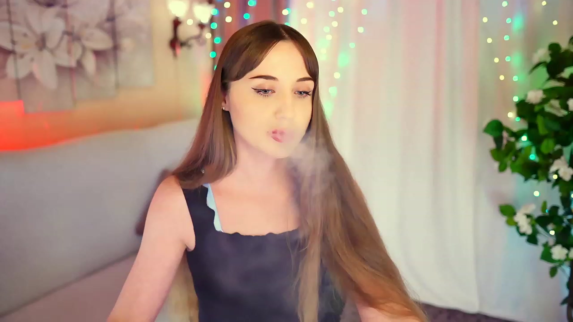 Gallery image thumbnail from Innocent_Soul's myfreecams stream on, 08/27/2023, 20:07 image 14 of 20