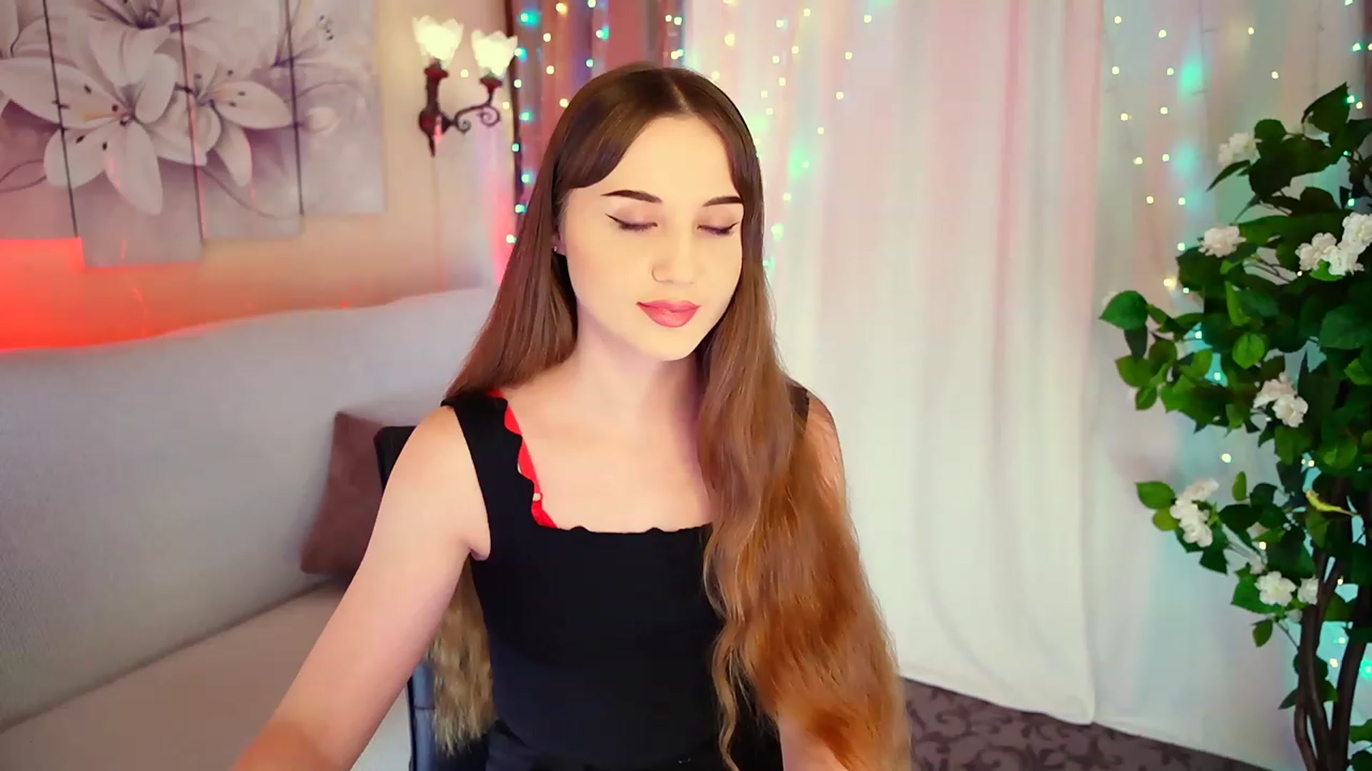 Gallery image thumbnail from Innocent_Soul's myfreecams stream on, 08/31/2023, 16:35 image 2 of 20