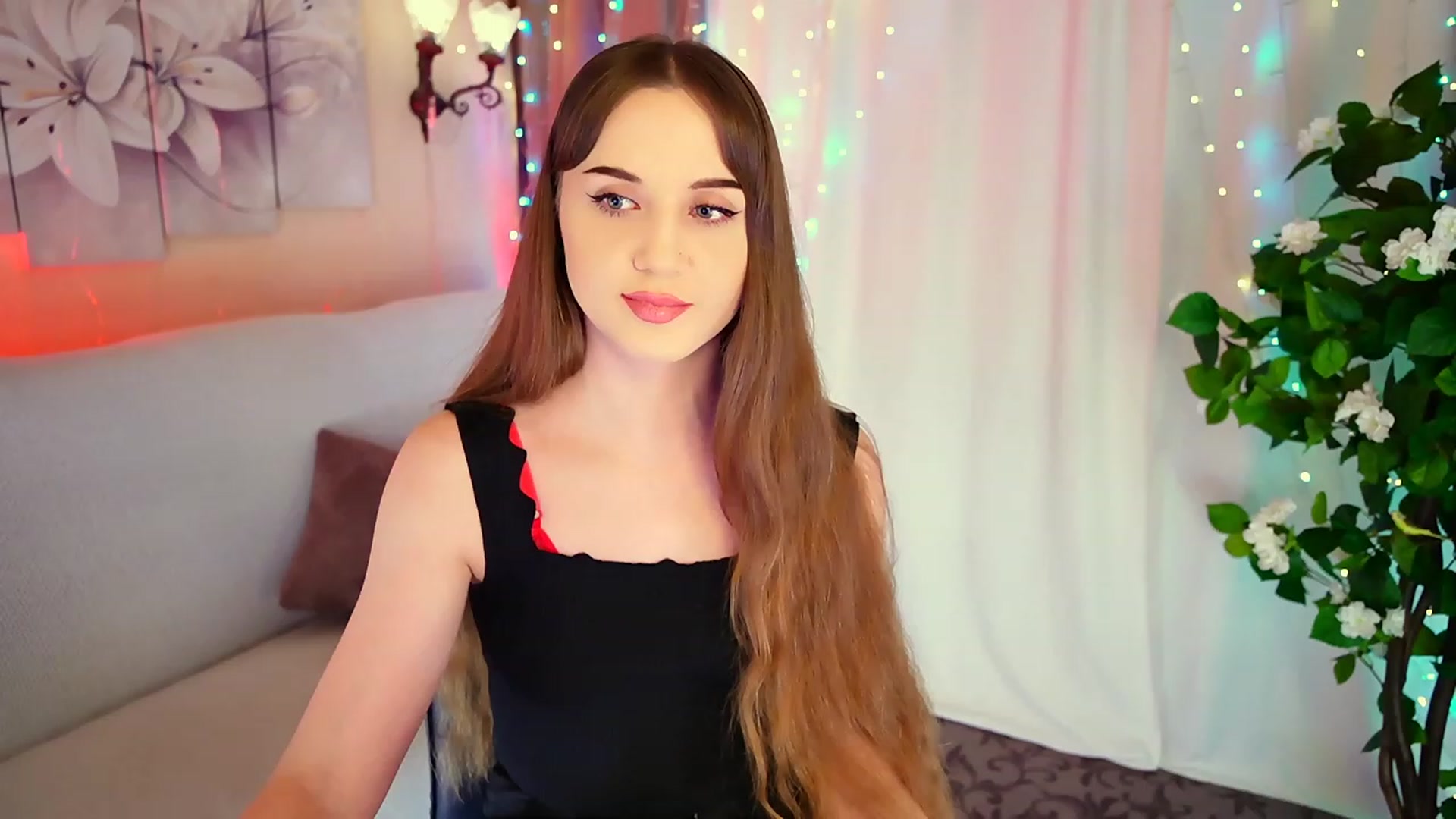 Gallery image thumbnail from Innocent_Soul's myfreecams stream on, 08/31/2023, 16:35 image 5 of 20