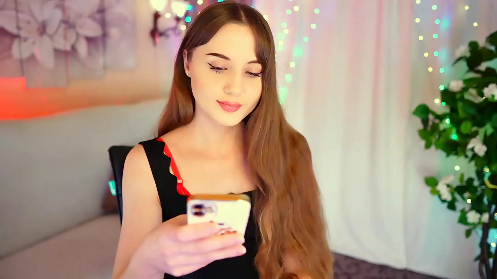 Gallery image thumbnail from Innocent_Soul's myfreecams stream on, 08/31/2023, 19:01 image 13 of 20