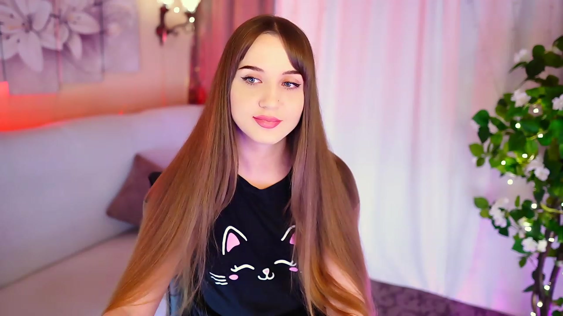 Gallery image thumbnail from Innocent_Soul's myfreecams stream on, 09/02/2023, 16:55 image 5 of 20