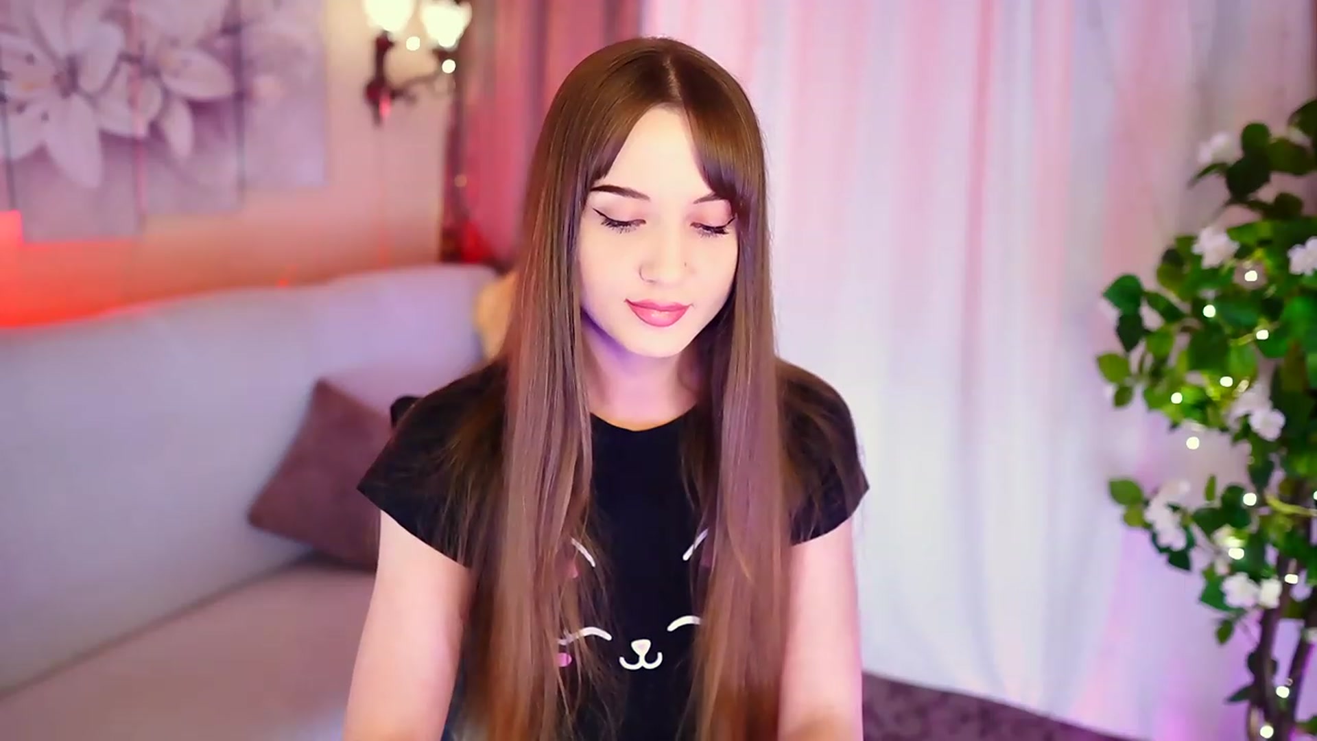 Gallery image thumbnail from Innocent_Soul's myfreecams stream on, 09/02/2023, 16:55 image 11 of 20