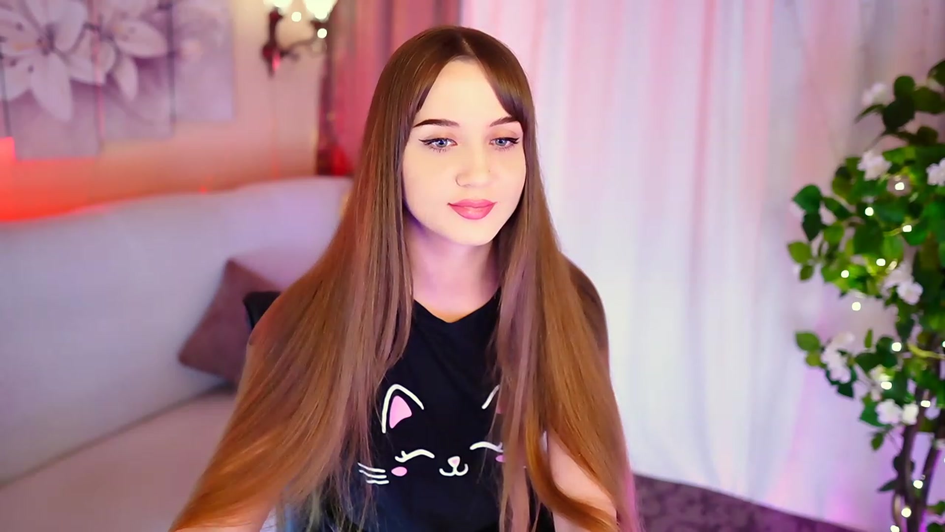 Gallery image thumbnail from Innocent_Soul's myfreecams stream on, 09/02/2023, 16:55 image 6 of 20