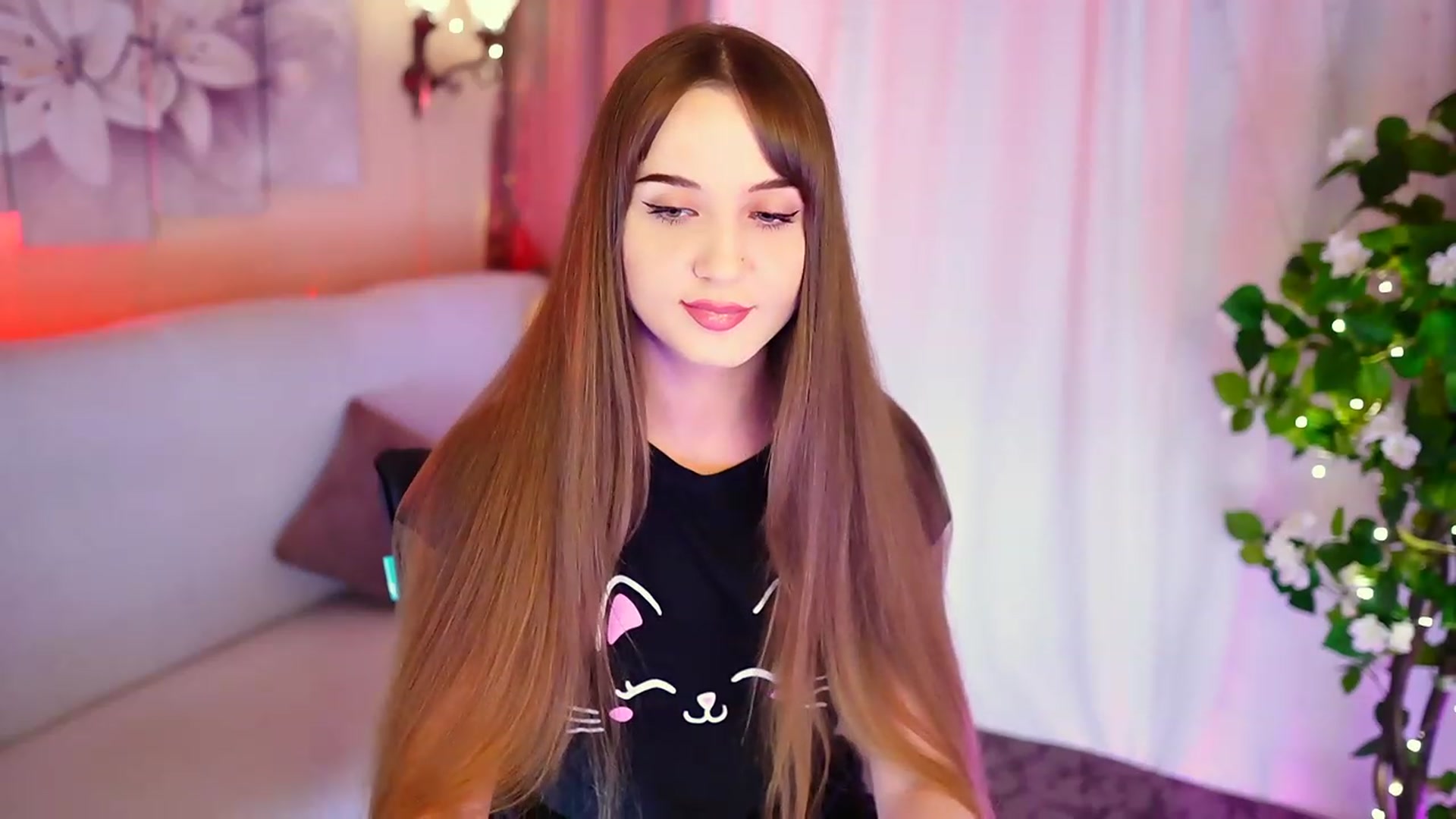 Gallery image thumbnail from Innocent_Soul's myfreecams stream on, 09/02/2023, 16:55 image 7 of 20