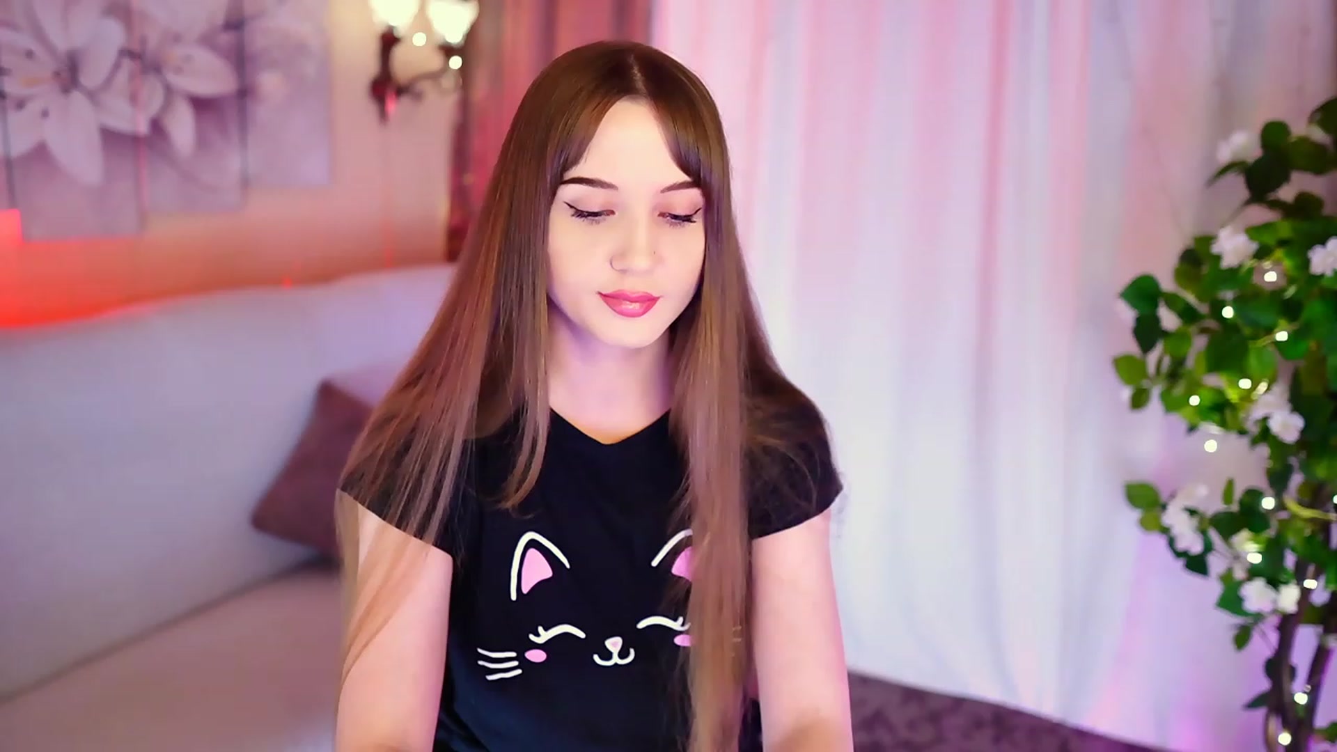 Gallery image thumbnail from Innocent_Soul's myfreecams stream on, 09/02/2023, 19:08 image 4 of 20