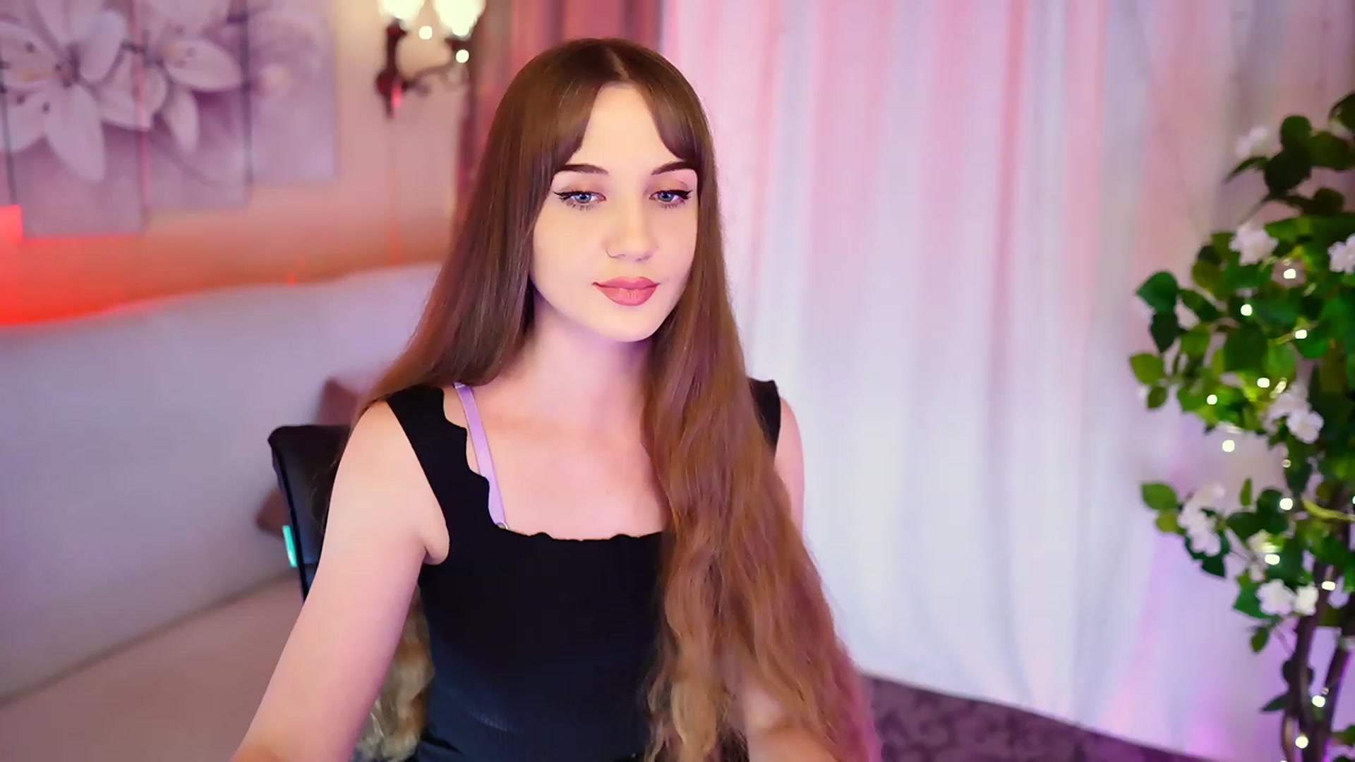 Gallery image thumbnail from Innocent_Soul's myfreecams stream on, 09/03/2023, 19:15 image 11 of 20