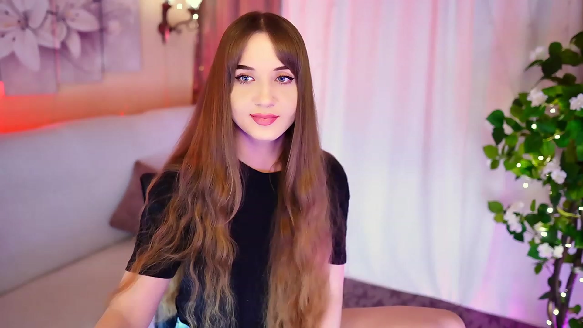 Gallery image thumbnail from Innocent_Soul's myfreecams stream on, 09/04/2023, 16:28 image 16 of 20