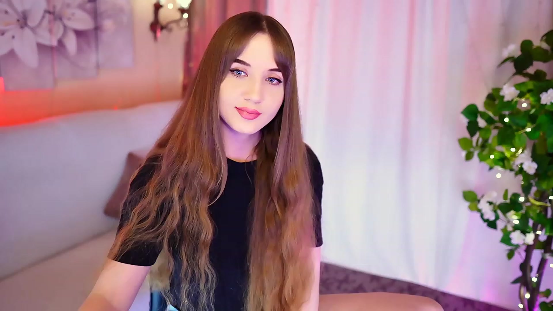 Gallery image thumbnail from Innocent_Soul's myfreecams stream on, 09/04/2023, 16:28 image 15 of 20