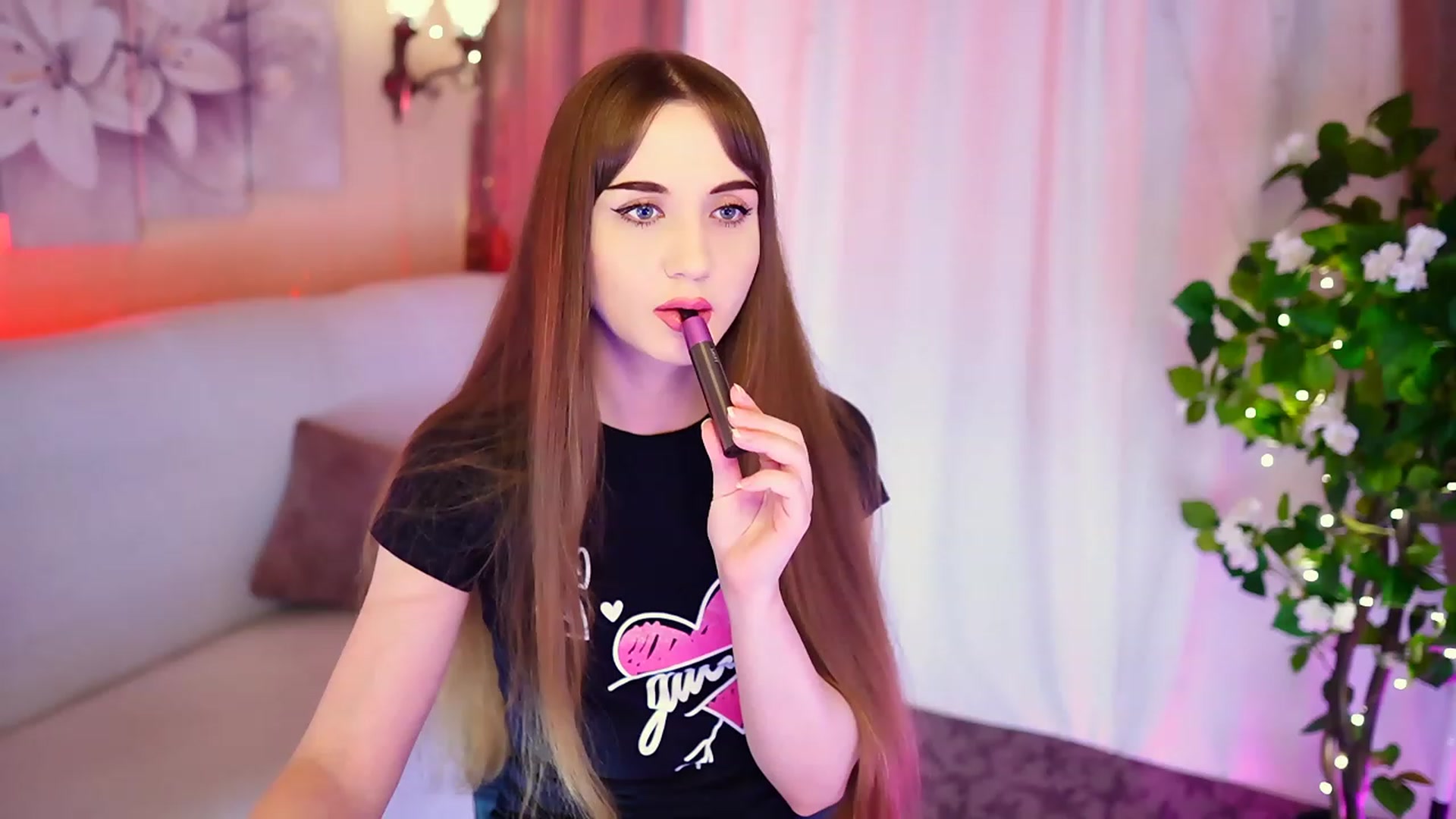 Gallery image thumbnail from Innocent_Soul's myfreecams stream on, 09/05/2023, 16:52 image 4 of 20