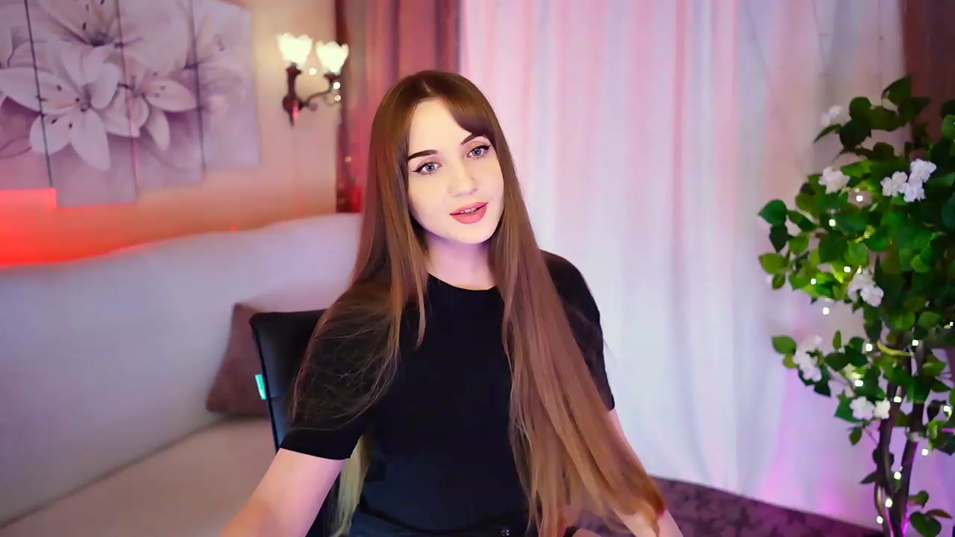 Gallery image thumbnail from Innocent_Soul's myfreecams stream on, 09/07/2023, 17:07 image 16 of 20