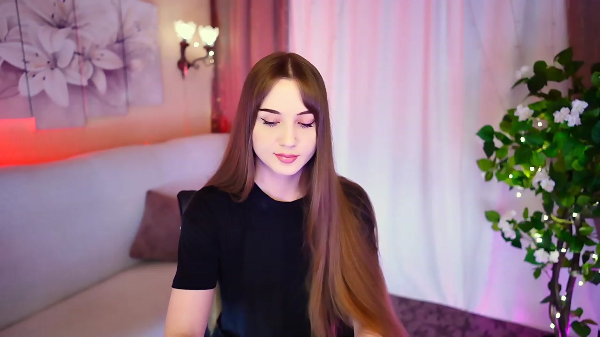 Gallery image thumbnail from Innocent_Soul's myfreecams stream on, 09/07/2023, 17:07 image 1 of 20
