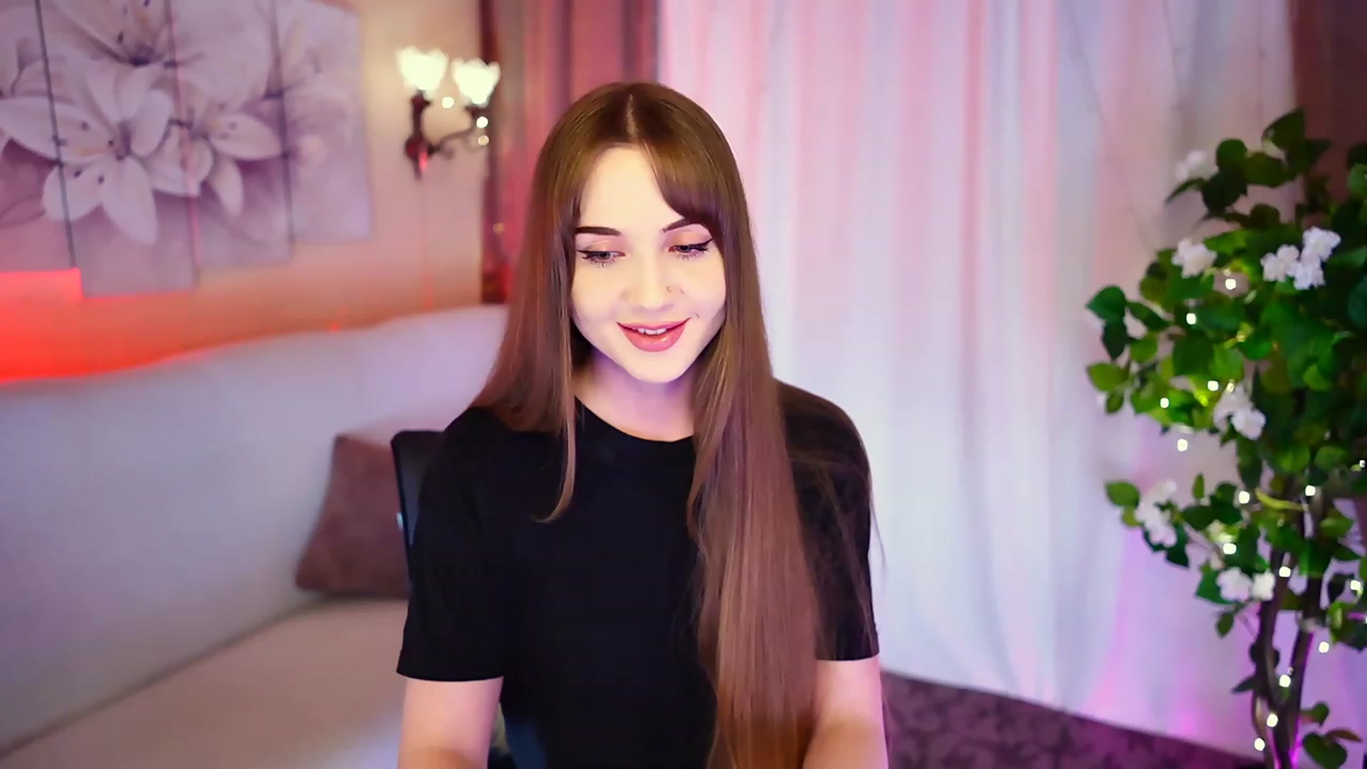 Gallery image thumbnail from Innocent_Soul's myfreecams stream on, 09/07/2023, 17:07 image 15 of 20