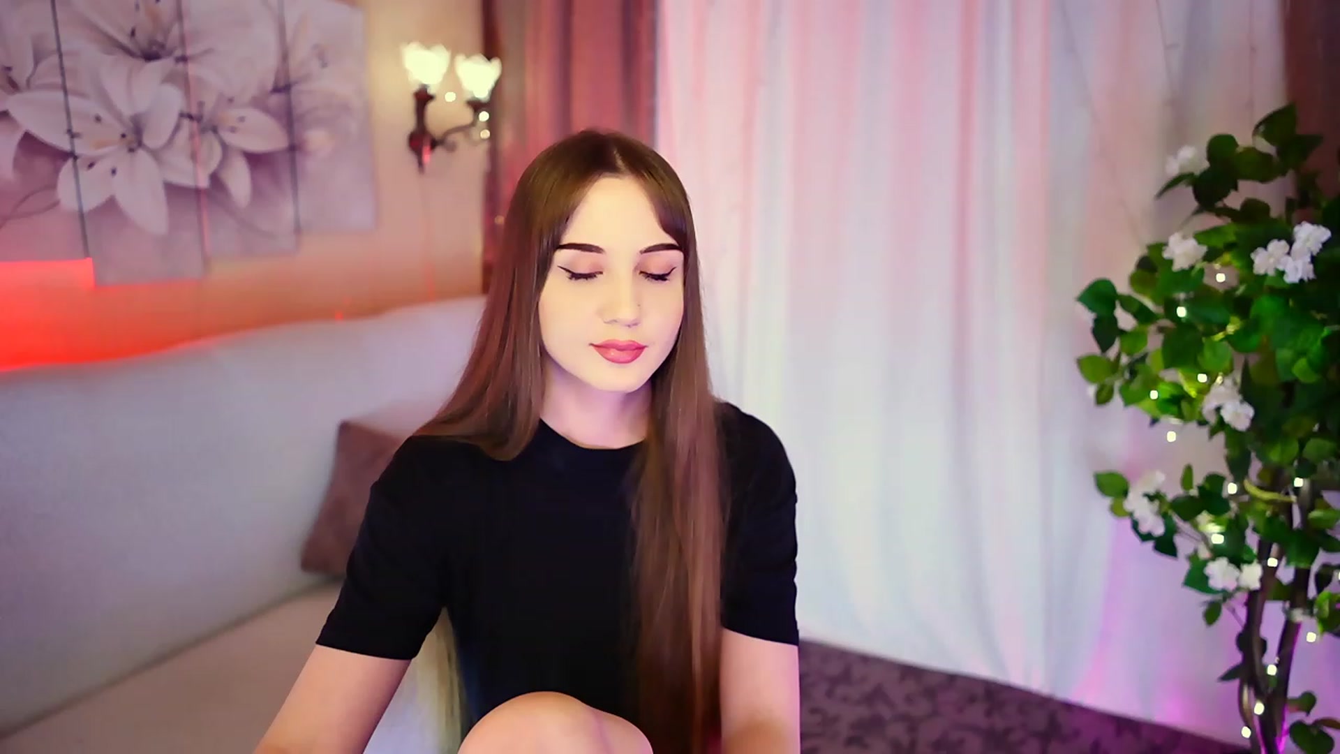 Gallery image thumbnail from Innocent_Soul's myfreecams stream on, 09/07/2023, 19:30 image 5 of 20