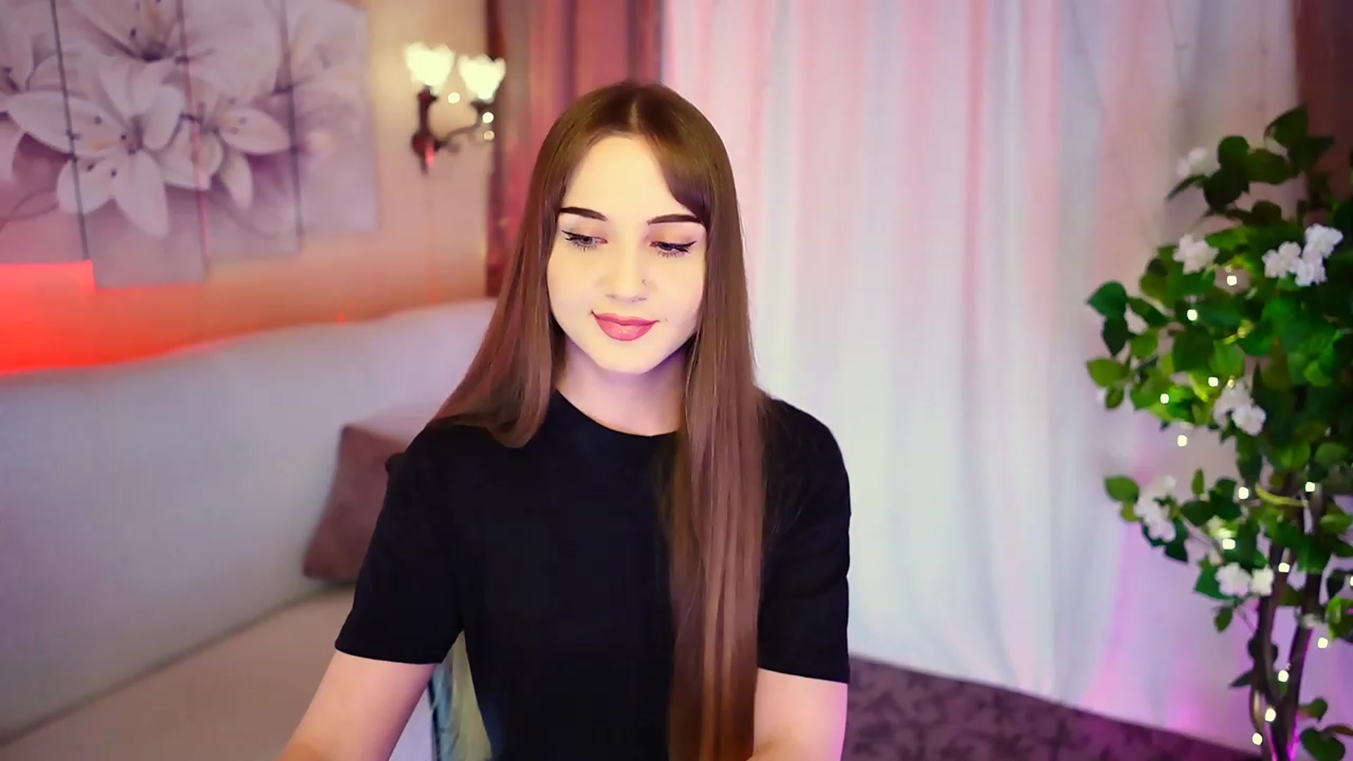 Gallery image thumbnail from Innocent_Soul's myfreecams stream on, 09/07/2023, 19:30 image 7 of 20