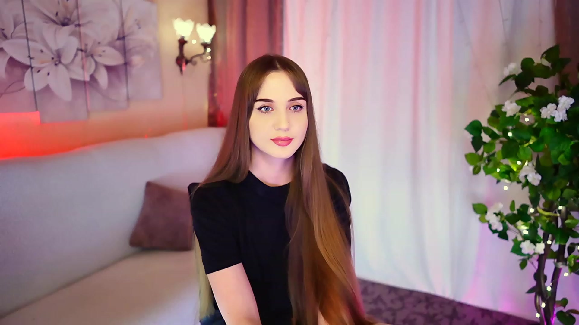 Gallery image thumbnail from Innocent_Soul's myfreecams stream on, 09/07/2023, 19:30 image 1 of 20