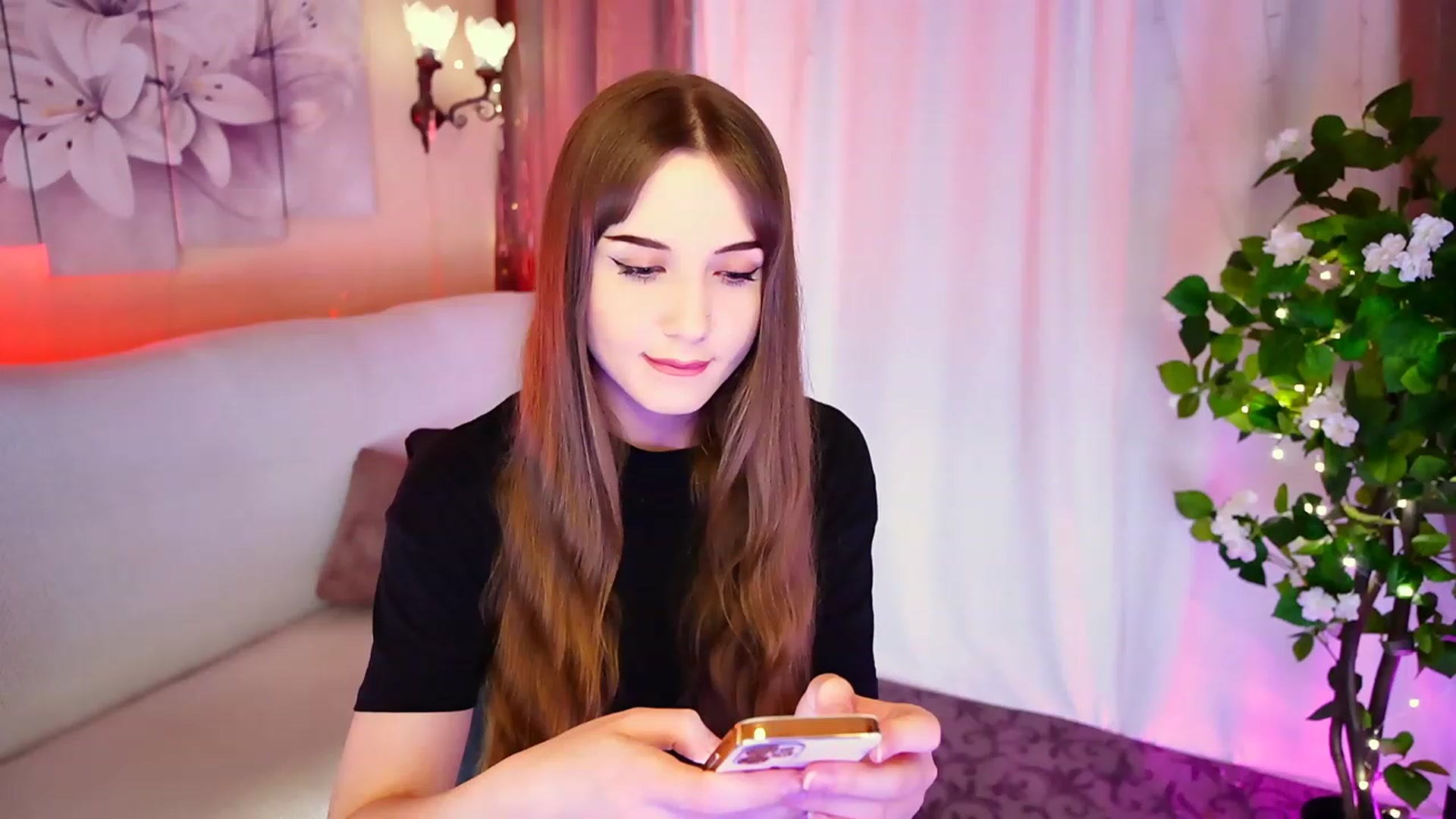 Gallery image thumbnail from Innocent_Soul's myfreecams stream on, 09/09/2023, 16:13 image 16 of 20
