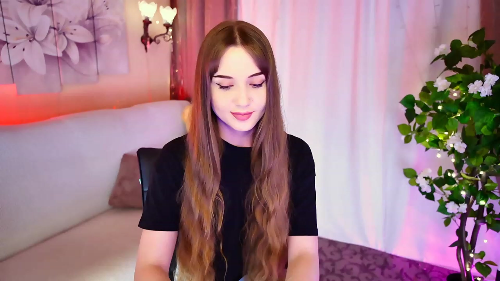 Gallery image thumbnail from Innocent_Soul's myfreecams stream on, 09/09/2023, 16:13 image 17 of 20