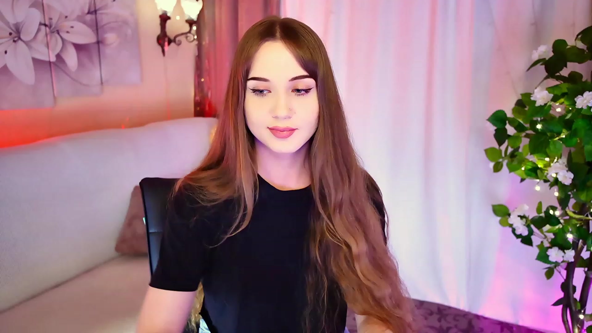 Gallery image thumbnail from Innocent_Soul's myfreecams stream on, 09/09/2023, 16:13 image 1 of 20