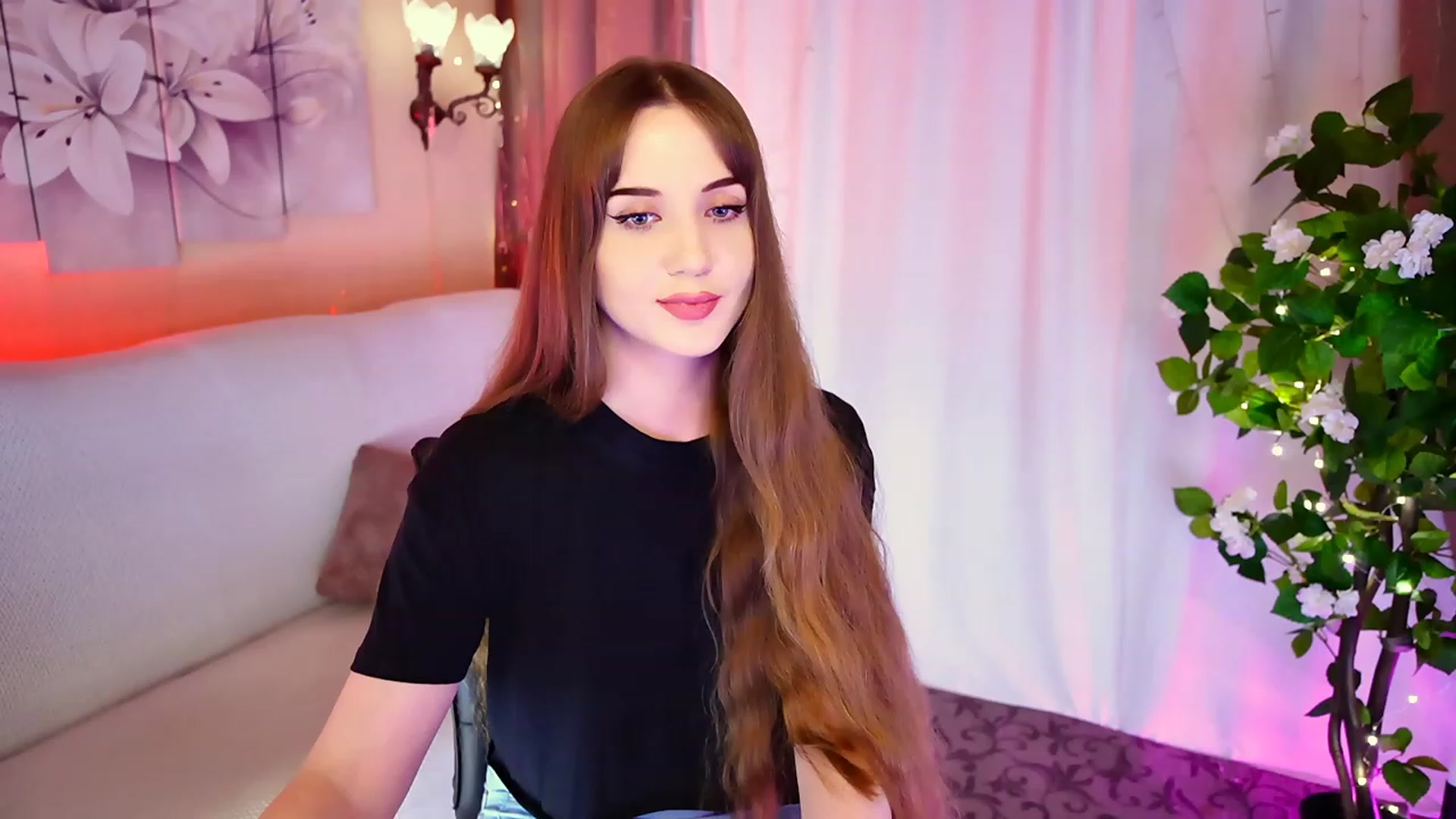 Gallery image thumbnail from Innocent_Soul's myfreecams stream on, 09/09/2023, 18:05 image 10 of 20