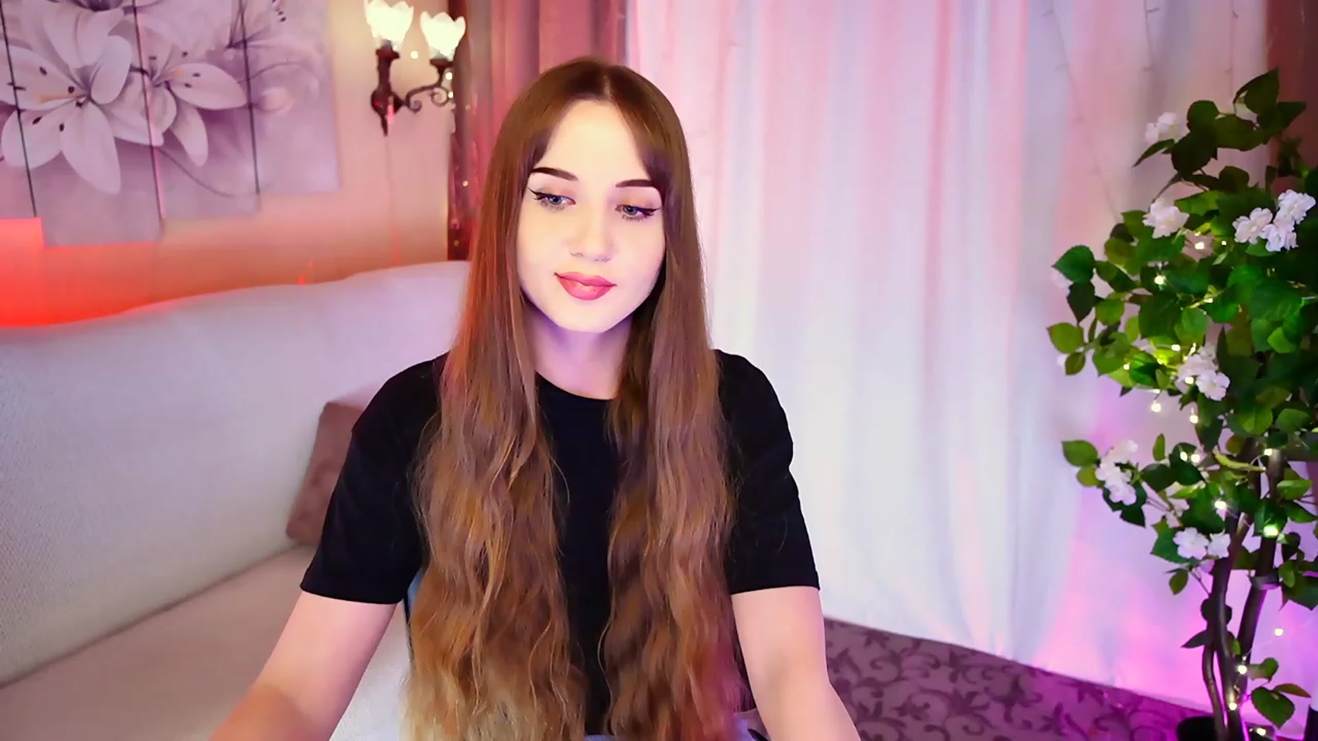 Gallery image thumbnail from Innocent_Soul's myfreecams stream on, 09/09/2023, 18:05 image 15 of 20
