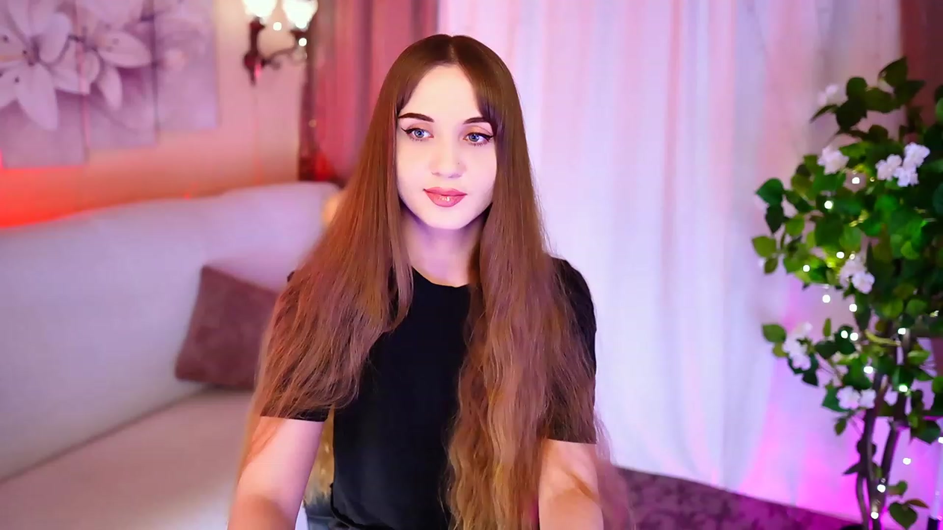Gallery image thumbnail from Innocent_Soul's myfreecams stream on, 09/12/2023, 17:23 image 3 of 20