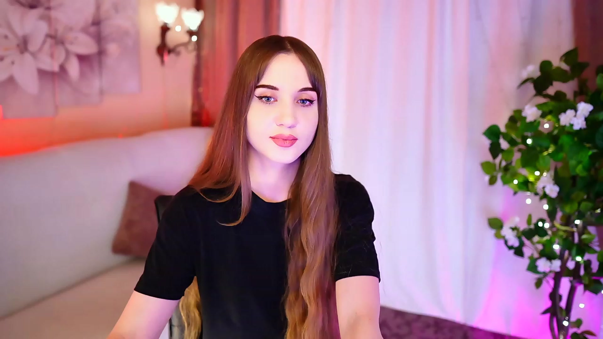 Gallery image thumbnail from Innocent_Soul's myfreecams stream on, 09/12/2023, 18:41 image 13 of 20