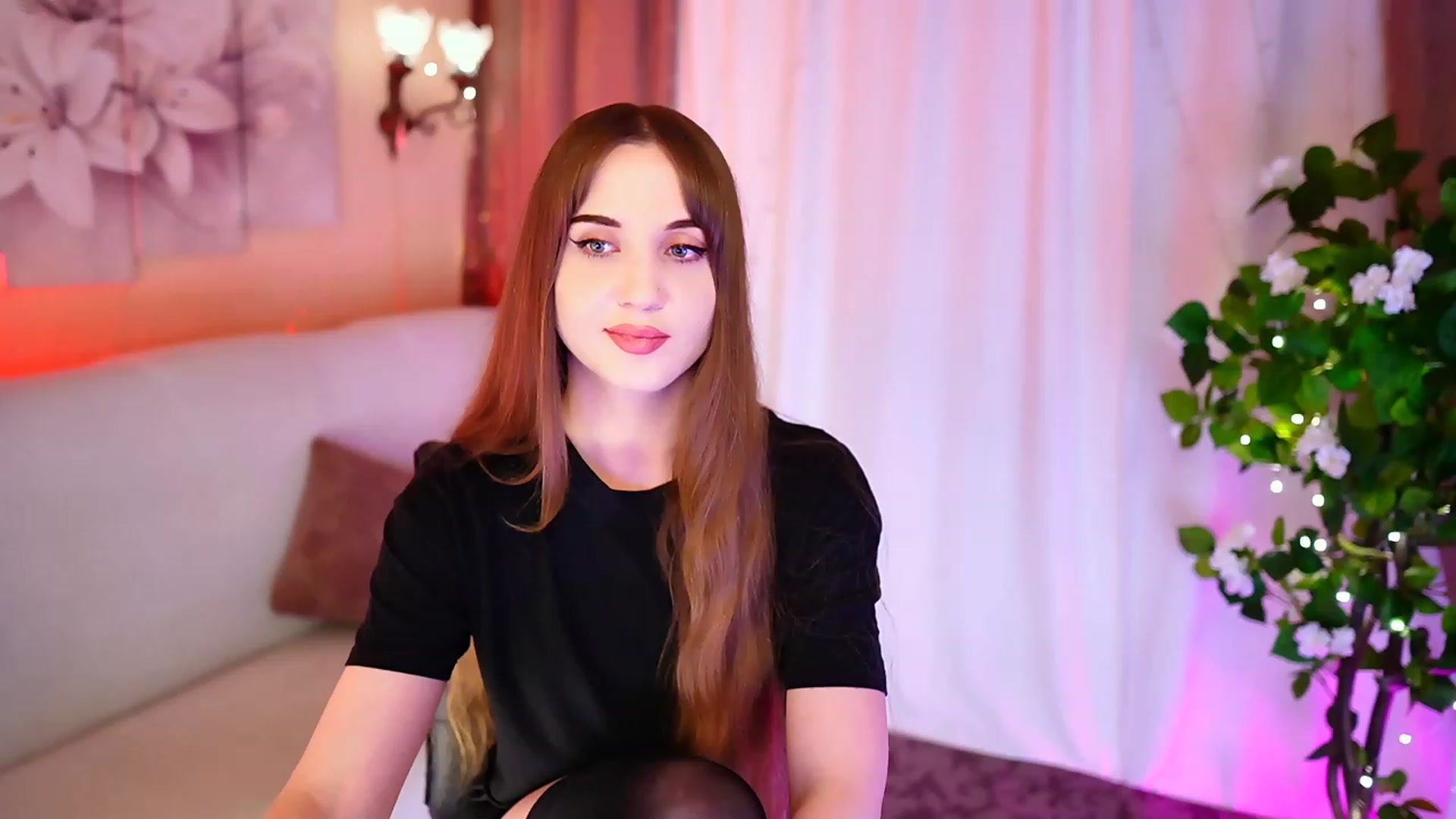 Gallery image thumbnail from Innocent_Soul's myfreecams stream on, 09/12/2023, 18:41 image 4 of 20
