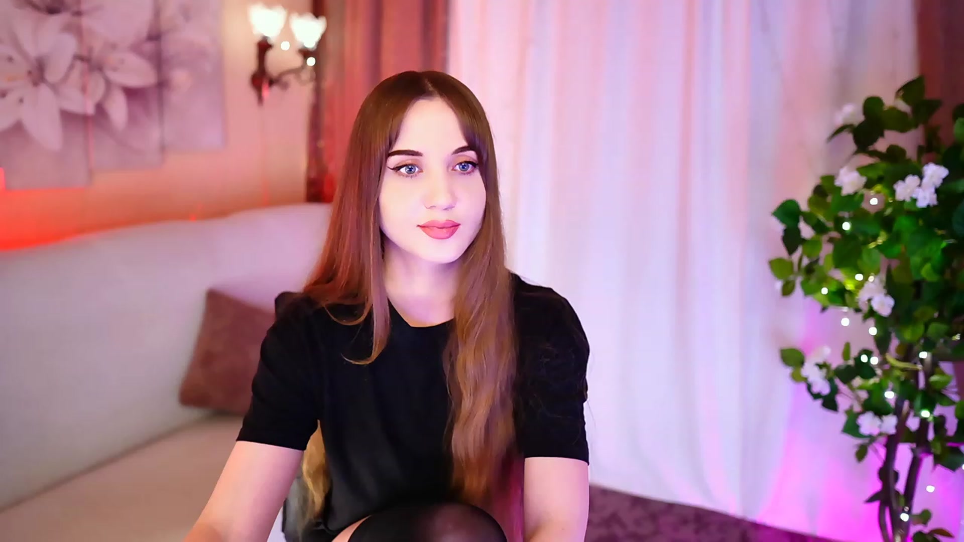 Gallery image thumbnail from Innocent_Soul's myfreecams stream on, 09/12/2023, 18:41 image 2 of 20