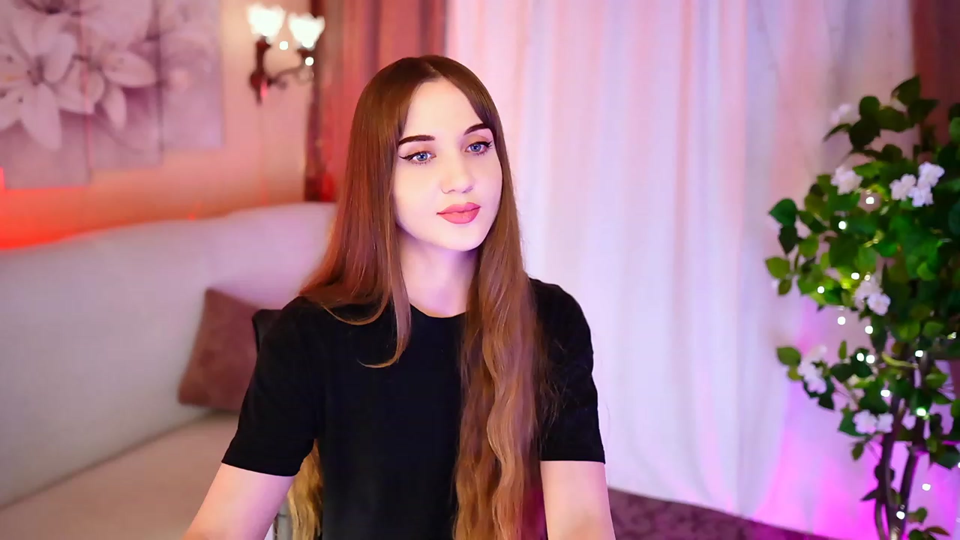 Gallery image thumbnail from Innocent_Soul's myfreecams stream on, 09/12/2023, 18:41 image 15 of 20